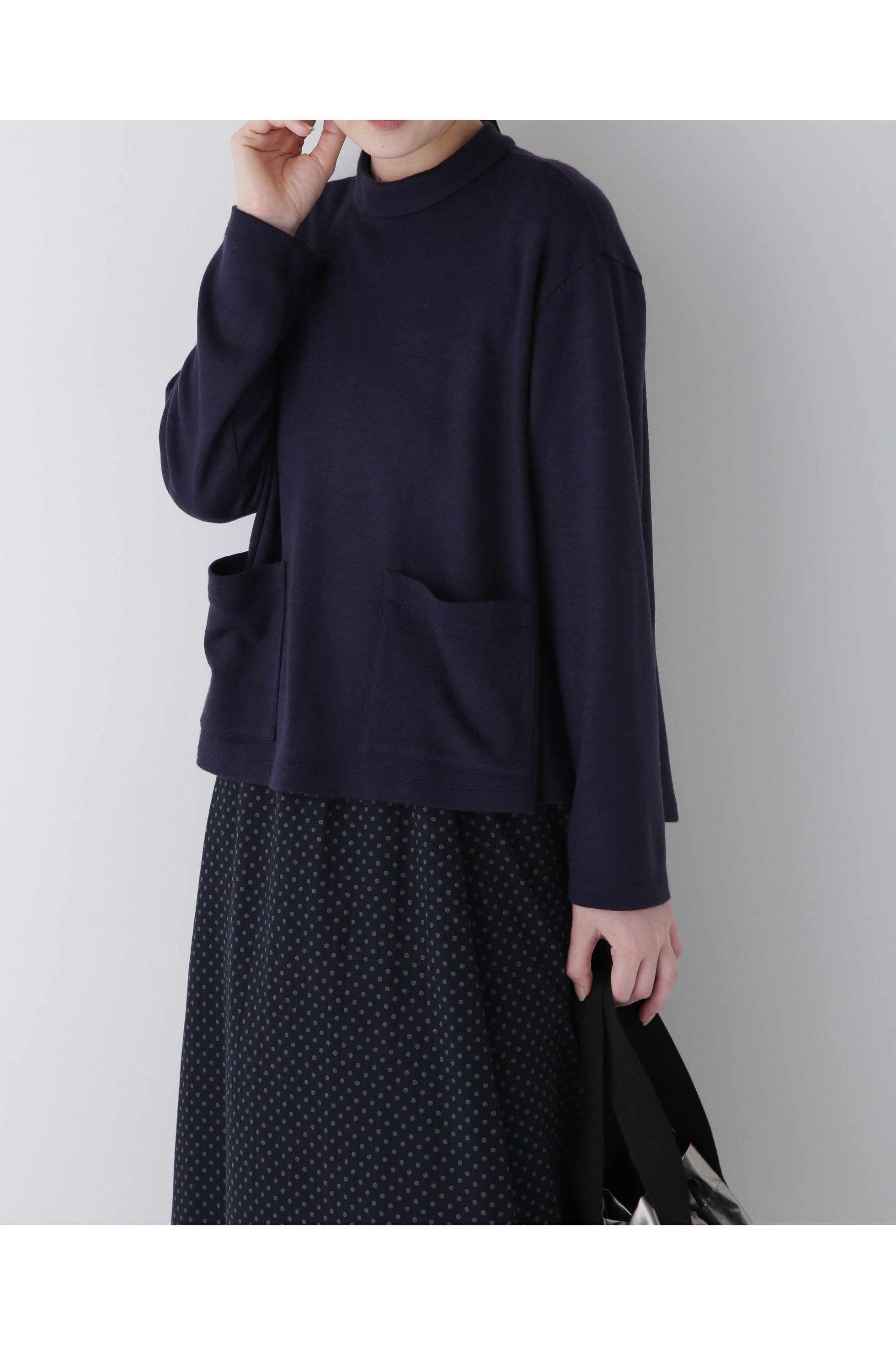 【ヒューマンウーマン/HUMAN WOMAN】のエアーポンチプルオーバー インテリア・キッズ・メンズ・レディースファッション・服の通販 founy(ファニー) ファッション Fashion レディースファッション Fashion for Women トップス・カットソー Cut & Sew Tops カジュアルプルオーバー・ニットトップス Pullovers & Knit Tops / Casual Pullovers おすすめ Recommended / Our Picks スタンダード Standard, Basic スタンド Stand Collar, Upright Stand デニム Denim, Jeans Material ボトム Bottoms, Lower Wear ポケット Pocket, Pocket Detail ネイビー|ID: prp329100004767073 ipo3291000000034658651