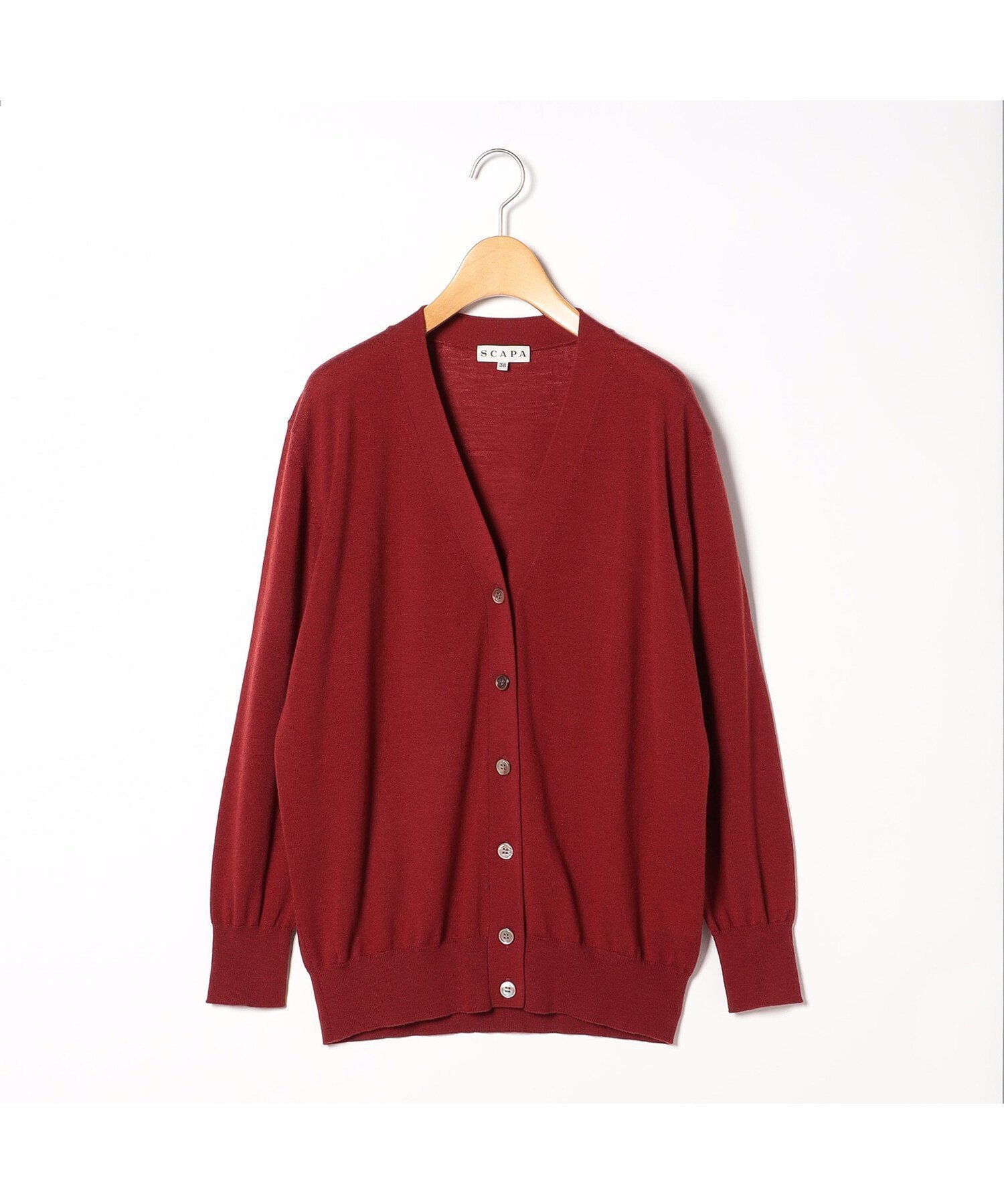 【スキャパ/SCAPA】のカシウールニットVネックカーディガン インテリア・キッズ・メンズ・レディースファッション・服の通販 founy(ファニー) 　ファッション　Fashion　レディースファッション　Fashion for Women　トップス・カットソー　Cut & Sew Tops　ニット　Knit Tops & Sweaters　カーディガン・羽織り　Layered Style Cardigans　Vネックトップス　V-Neck Tops / V-Cut Neckline Shirts　カーディガン　Cardigan, Knitwear　シンプル　Simple, Minimal　レッド|ID: prp329100004767220 ipo3291000000034523554