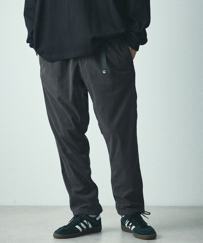 【フリークスストア/FREAK'S STORE】のベーシックシルエット コーデュロイ クライミング パンツ / テーパードシルエット 【限定展開】 25AW インテリア・キッズ・メンズ・レディースファッション・服の通販 founy(ファニー) 　ファッション　Fashion　メンズファッション　Fashion for Men　ボトムス　Bottoms　アウトドア　Outdoor Clothing　コーデュロイ　Corduroy, Cord Fabric　ストレッチ　Stretch, Stretchy Fabric　テーパード　Tapered, Tapered Pants　定番　Standard, Basic Item　人気　Popular, Best Seller　ベーシック　Basic, Essential　A/W・秋冬　Autumn/Winter　冬　Winter / This Winter　おすすめ　Recommended / Our Picks　2025年　2025　2025-2026秋冬・A/W　Autumn/Winter 2025–26 AW25–26　チャコールグレー|ID: prp329100004767285 ipo3291000000034524164