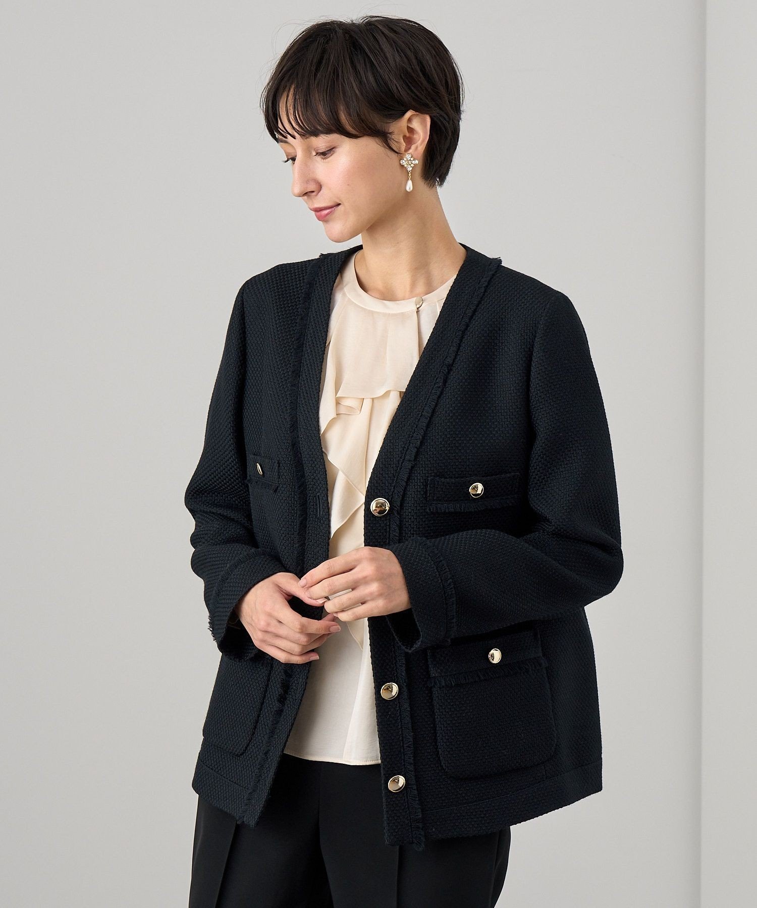 【アナイ/ANAYI】の【セットアップ対応商品】ウールプリペラVネックロング ジャケット インテリア・キッズ・メンズ・レディースファッション・服の通販 founy(ファニー) 　ファッション　Fashion　レディースファッション　Fashion for Women　アウター　Coat / Outerwear Collection　レディースジャケット・軽アウター　Jackets　カーディガン　Cardigan, Knitwear　ショート　Short, Short Length　シンプル　Simple, Minimal　ジャケット　Jacket, Outerwear　スマート　Smart, Elegant　セットアップ　Set-Up, Coordinated Outfit　バスケット　Basket, Basket Bag　フリンジ　Fringe, Tassel　ポケット　Pocket, Pocket Detail　メタル　Metal, Metal Parts　ロング　Long, Long-Length　A/W・秋冬　Autumn/Winter　再入荷　Restock / Back in Stock　navy|ID: prp329100004767631 ipo3291000000034527852