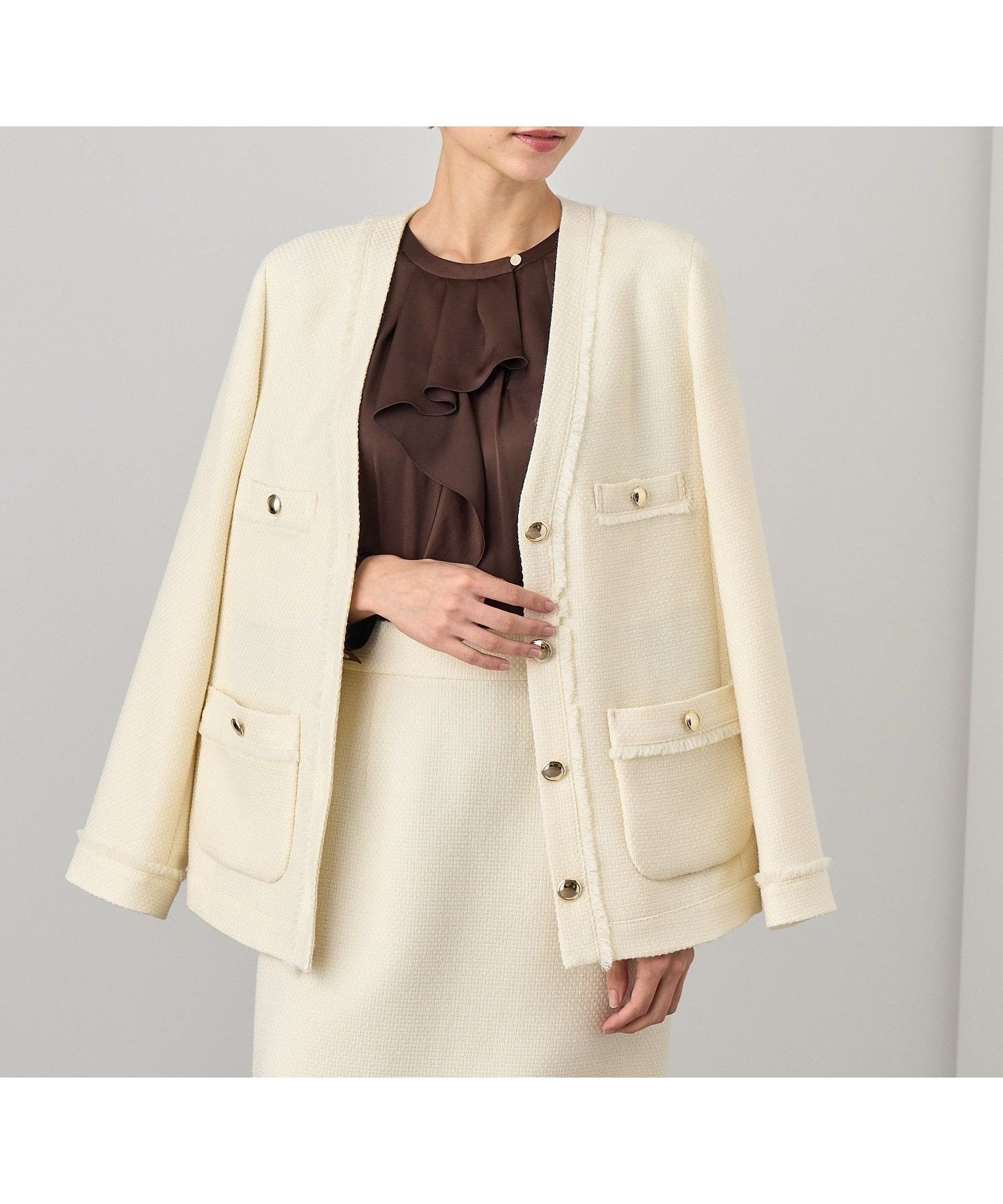 【アナイ/ANAYI】の【セットアップ対応商品】ウールプリペラVネックロング ジャケット インテリア・キッズ・メンズ・レディースファッション・服の通販 founy(ファニー) 　ファッション　Fashion　レディースファッション　Fashion for Women　アウター　Coat / Outerwear Collection　レディースジャケット・軽アウター　Jackets　カーディガン　Cardigan, Knitwear　ショート　Short, Short Length　シンプル　Simple, Minimal　ジャケット　Jacket, Outerwear　スマート　Smart, Elegant　セットアップ　Set-Up, Coordinated Outfit　バスケット　Basket, Basket Bag　フリンジ　Fringe, Tassel　ポケット　Pocket, Pocket Detail　メタル　Metal, Metal Parts　ロング　Long, Long-Length　A/W・秋冬　Autumn/Winter　再入荷　Restock / Back in Stock　off white|ID: prp329100004767631 ipo3291000000034527855