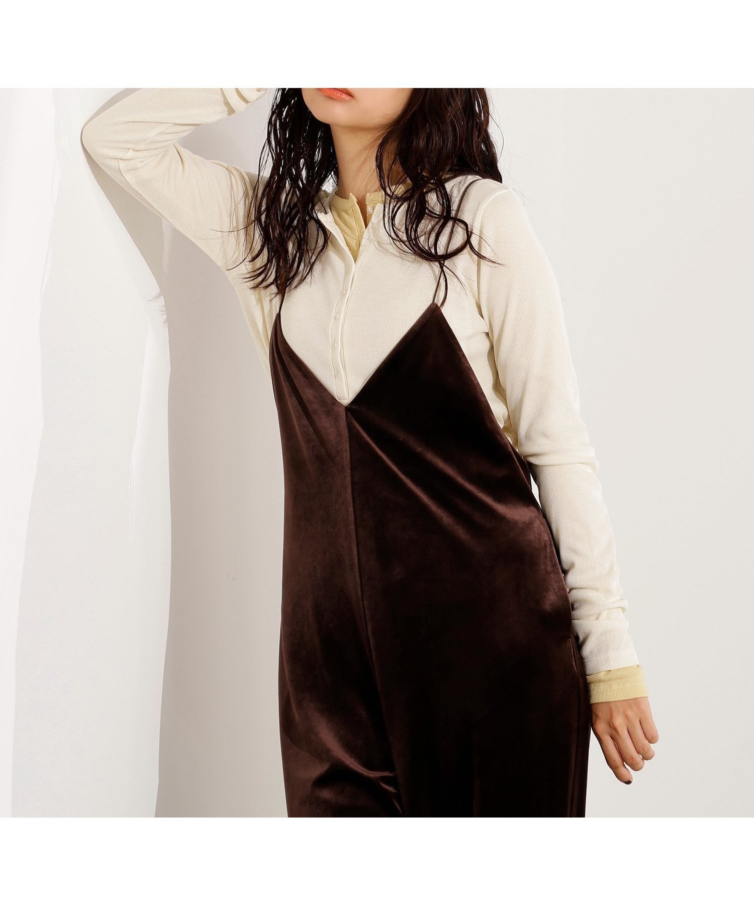 【エヌ ナチュラルビューティーベーシック/N.Natural Beauty basic】のヘンリーネックシアーカットソー インテリア・キッズ・メンズ・レディースファッション・服の通販 founy(ファニー) 　ファッション　Fashion　レディースファッション　Fashion for Women　トップス・カットソー　Cut & Sew Tops　カットソー・ベーシックTシャツ　Cut-and-Sewn Tops / Stretch Tees & Basics　おすすめ　Recommended / Our Picks　シアー　Sheer, See-Through　オフ1|ID: prp329100004767638 ipo3291000000034527940