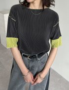 【リエディ/Re:EDIT】のプリーツ袖配色クルーネックトップス 人気、トレンドファッション・服の通販 founy(ファニー) ファッション Fashion レディースファッション Fashion for Women トップス・カットソー Cut & Sew Tops おすすめ Recommended / Our Picks スラックス Slacks, Dress Pants フィット Fit, Slim Fit フェミニン Feminine, Girly プリーツ Pleats, Pleated thumbnail ブラック|ID: prp329100004767671 ipo3291000000034528426