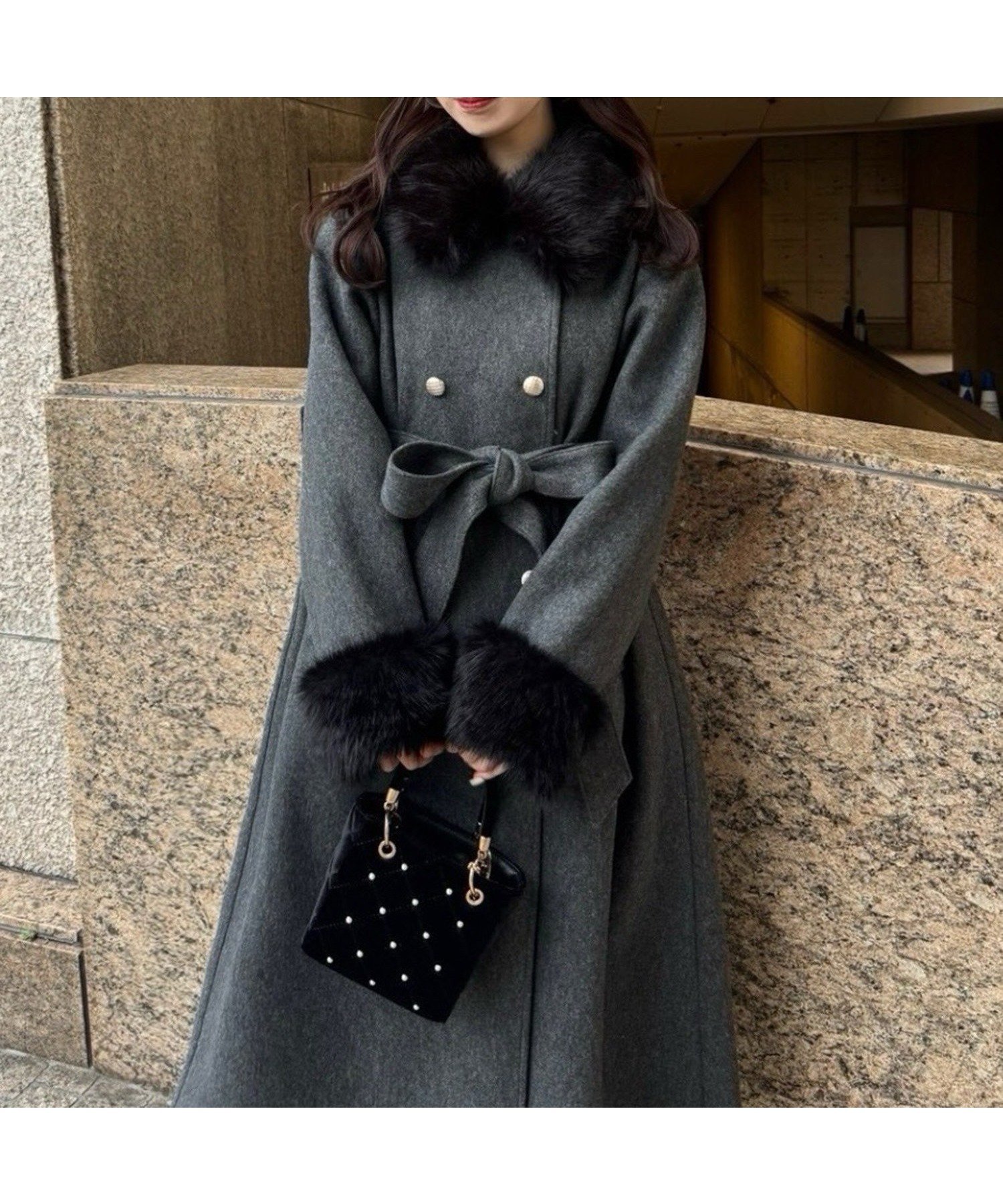 【ナイスクラップ/NICE CLAUP】の【HolidayCollection】ファー付マルチロングコート インテリア・キッズ・メンズ・レディースファッション・服の通販 founy(ファニー) 　ファッション　Fashion　レディースファッション　Fashion for Women　アウター　Coat / Outerwear Collection　コート・ロングコート・ピーコート　Long Coats, Peacoats & More　ガーリー　Girly, Feminine Style　クラシカル　Classical, Vintage-Inspired　ショート　Short, Short Length　フロント　Front, Front Design　リボン　Ribbon, Bow　レース　Lace, Lace Fabric　ロング　Long, Long-Length　冬　Winter / This Winter　再入荷　Restock / Back in Stock　おすすめ　Recommended / Our Picks　エレガント 上品　Elegant　2025年　2025　2025-2026秋冬・A/W　Autumn/Winter 2025–26 AW25–26　チャコールグレー|ID: prp329100004767675 ipo3291000000035079033