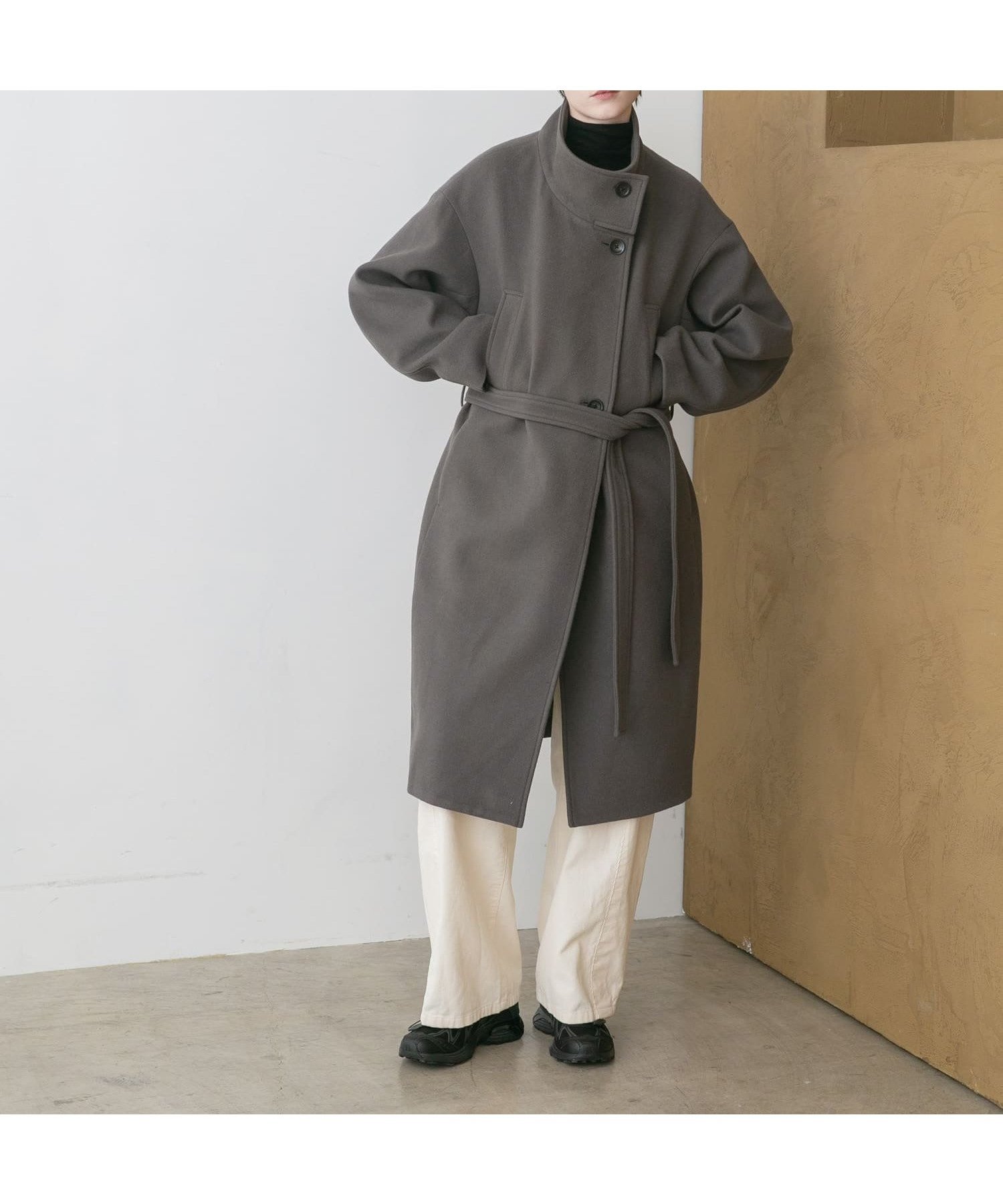 【アーバンリサーチ/URBAN RESEARCH】のスーパー100ウールスタンドカラーコート インテリア・キッズ・メンズ・レディースファッション・服の通販 founy(ファニー) 　ファッション　Fashion　レディースファッション　Fashion for Women　アウター　Coat / Outerwear Collection　コート・ロングコート・ピーコート　Long Coats, Peacoats & More　2025年　2025　2025-2026秋冬・A/W　Autumn/Winter 2025–26 AW25–26　冬　Winter / This Winter　なめらか　Smooth, Silky Texture　シンプル　Simple, Minimal　スタンド　Stand Collar, Upright Stand　バランス　Balance, Style Balance　ポケット　Pocket, Pocket Detail　メルトン　Melton, Heavy Wool　エレガント 上品　Elegant　日本製　Made In Japan　A/W・秋冬　Autumn/Winter　KHAKI|ID: prp329100004767736 ipo3291000000034529463