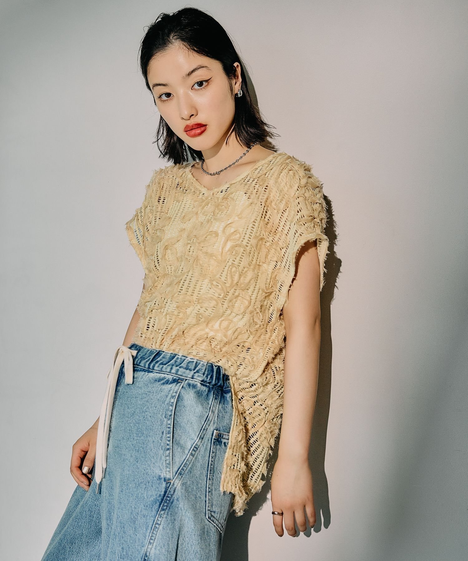 【レプシィム ローリーズファーム/LEPSIM LOWRYS FARM】のニュアンス柄レーシーフレンチスリーブ インテリア・キッズ・メンズ・レディースファッション・服の通販 founy(ファニー) 　ファッション　Fashion　レディースファッション　Fashion for Women　おすすめ　Recommended / Our Picks　スリーブ　Sleeve, Long Sleeve / Short Sleeve　デコルテ　Décolleté, Neckline　デニム　Denim, Jeans Material　フレンチ　French, French Style　ボトム　Bottoms, Lower Wear　人気　Popular, Best Seller　ベージュ52|ID: prp329100004767747 ipo3291000000034529658