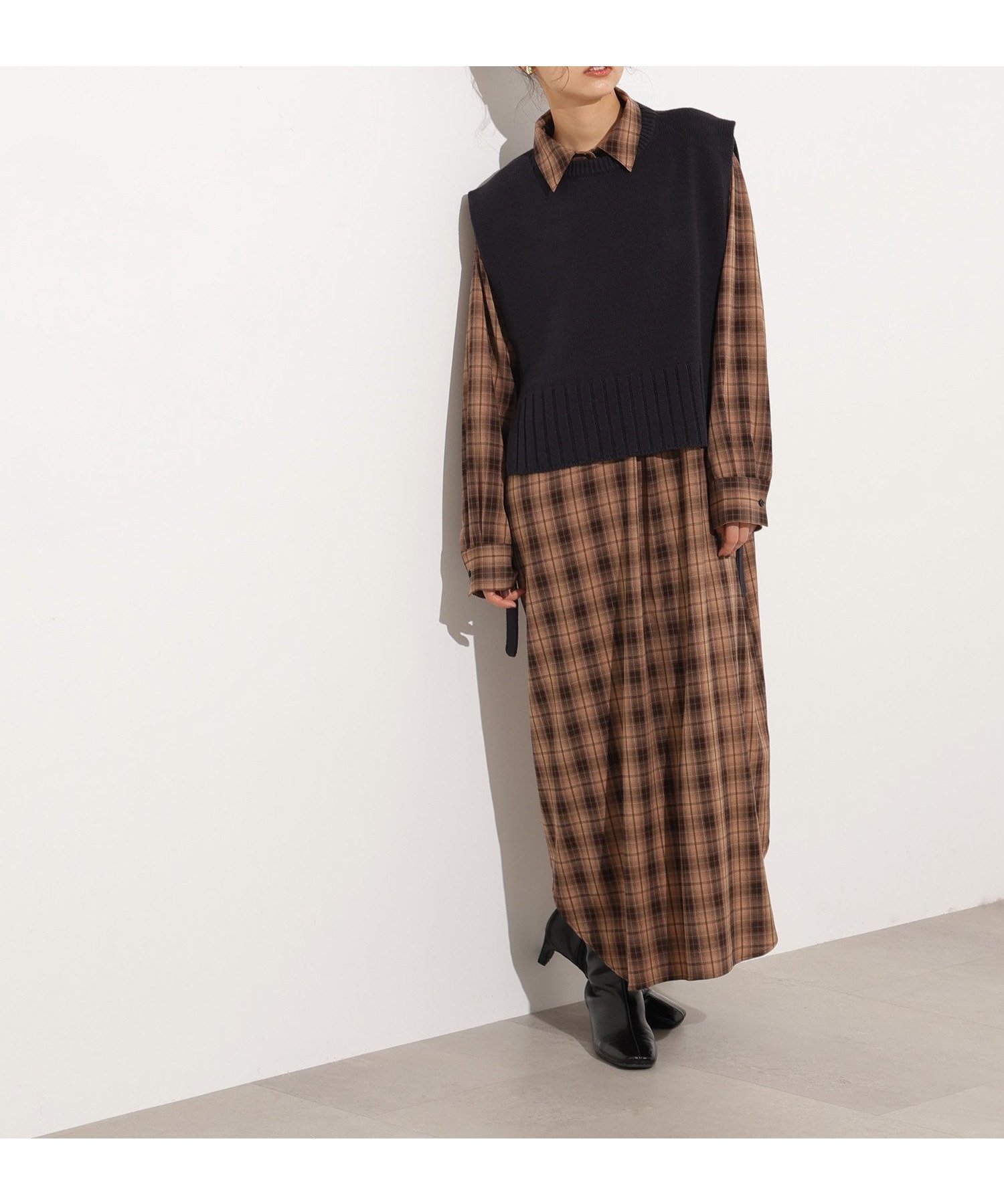 【エヌ ナチュラルビューティーベーシック/N.Natural Beauty basic】のニットベストセットチェックワンピース インテリア・キッズ・メンズ・レディースファッション・服の通販 founy(ファニー) 　ファッション　Fashion　レディースファッション　Fashion for Women　アウター　Coat / Outerwear Collection　チェック　Check, Plaid, Tartan　トレンド　Trend, Trending Now　ベスト　Vest, Waistcoat　ネイビー×ブラウンチェック2|ID: prp329100004767847 ipo3291000000034530900