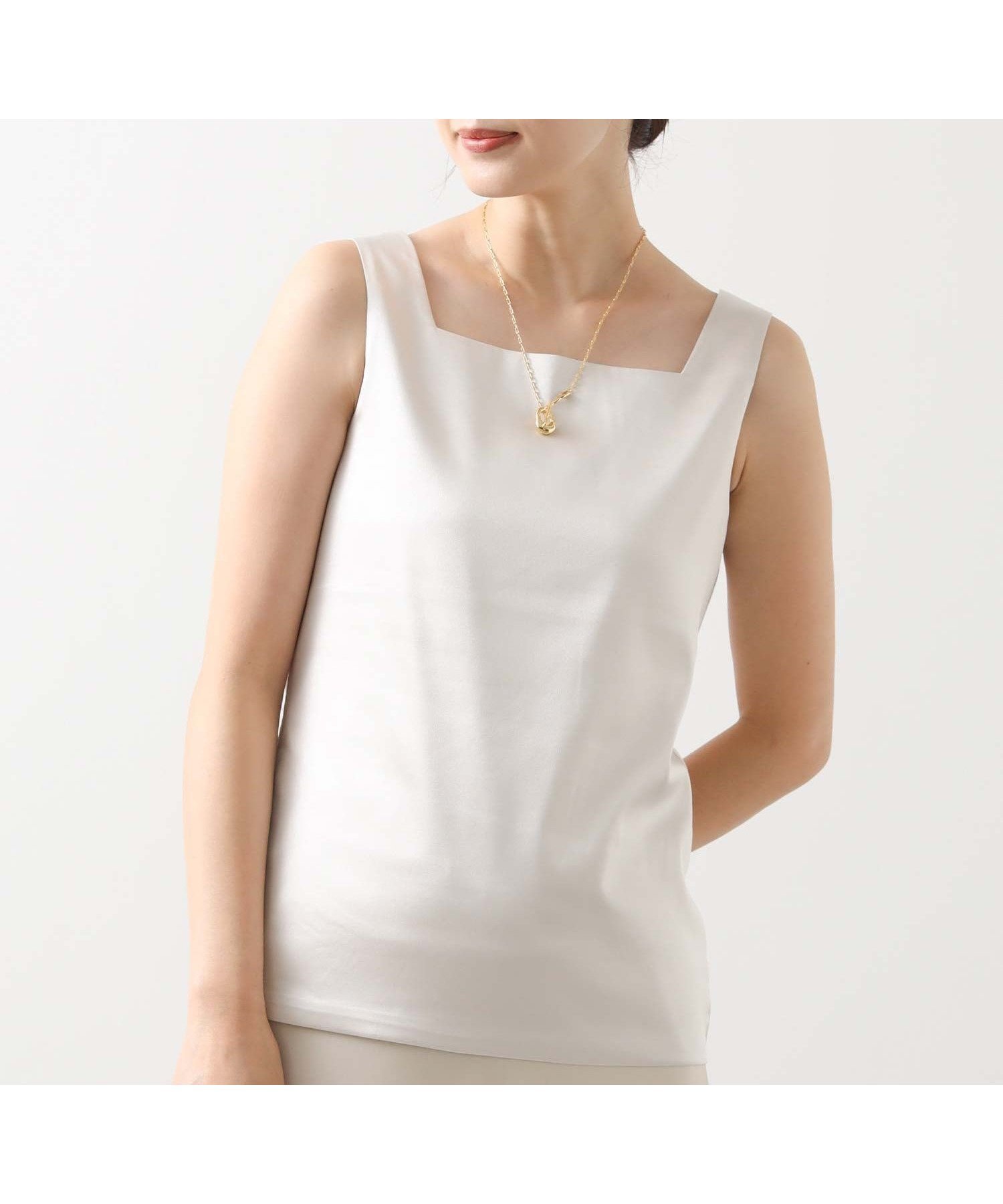 【グレディブリリアン/Gready Brilliant】のフロントサテンスクエアタンク インテリア・キッズ・メンズ・レディースファッション・服の通販 founy(ファニー) 　ファッション　Fashion　レディースファッション　Fashion for Women　インナー　Innerwear　カットソー　Cut and Sewn Top　サテン　Satin, Glossy Fabric　スクエア　Square, Square Shape　ストレッチ　Stretch, Stretchy Fabric　タンク　Tank Top, Sleeveless Top　デコルテ　Décolleté, Neckline　ラップ　Wrap, Wrap Design　エレガント 上品　Elegant　秋　Autumn　LBEI|ID: prp329100004767934 ipo3291000000034532074