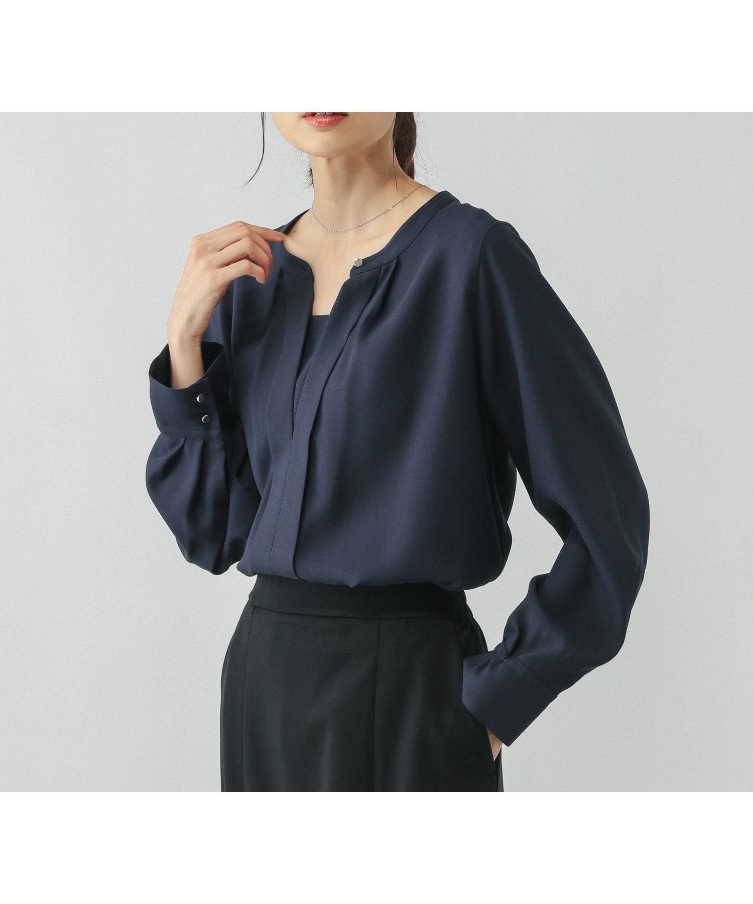 【グローバルワーク/GLOBAL WORK】のキレイつづく2WAYタックブラウス/579493 インテリア・キッズ・メンズ・レディースファッション・服の通販 founy(ファニー) ファッション Fashion レディースファッション Fashion for Women トップス・カットソー Cut & Sew Tops シャツ・ブラウス・オフィスカジュアル Elegant Blouses & Button-Ups おすすめ Recommended / Our Picks スキッパー Skipper, Open Collar ダウン Down, Puffer デニム Denim, Jeans Material エレガント 上品 Elegant 人気 Popular, Best Seller ネイビー88|ID: prp329100004767980 ipo3291000000034532629