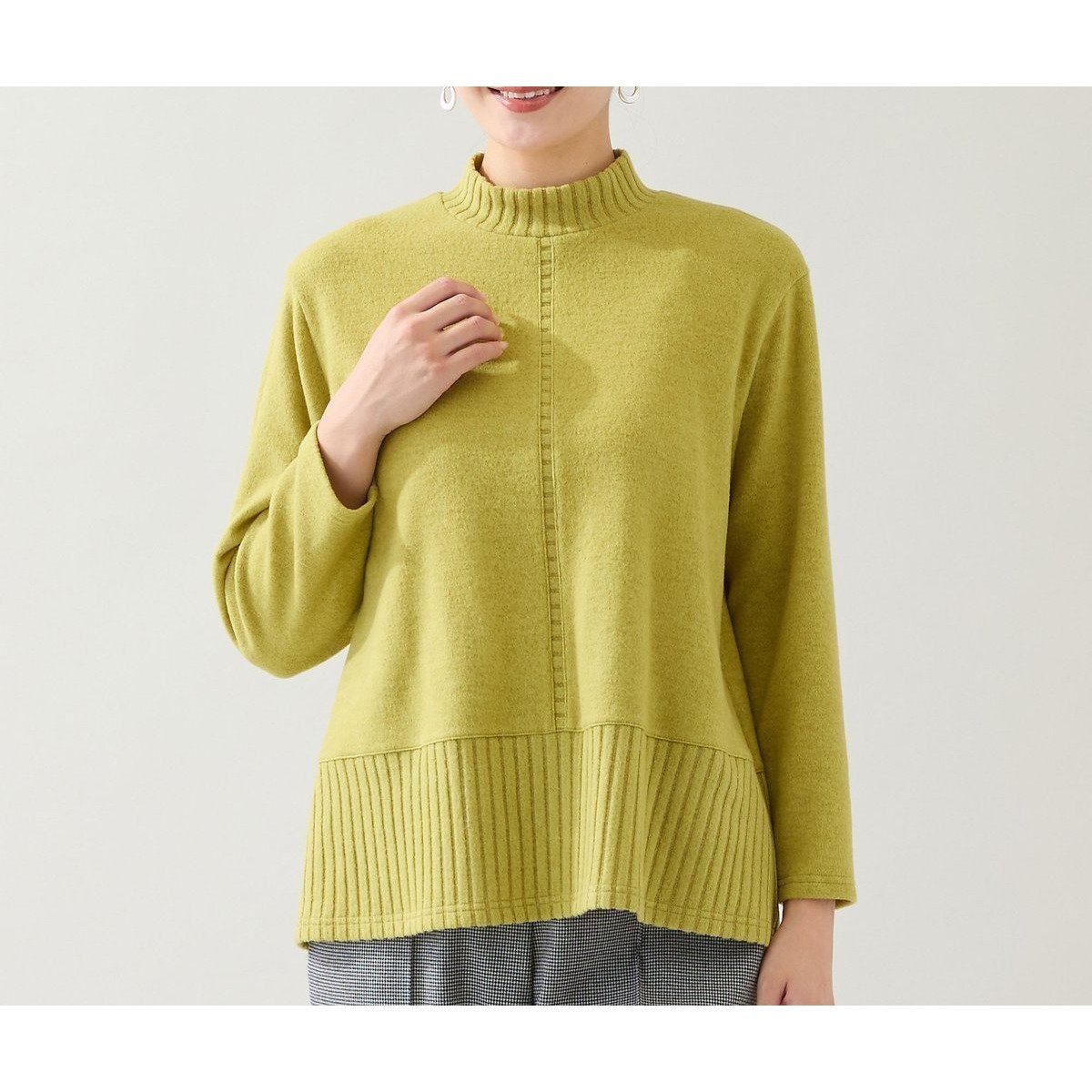 【ミゼール/MISSEL】の【洗える・3L/4Lサイズあり】ふんわり起毛カットソー インテリア・キッズ・メンズ・レディースファッション・服の通販 founy(ファニー) 　ファッション　Fashion　レディースファッション　Fashion for Women　トップス・カットソー　Cut & Sew Tops　カットソー・ベーシックTシャツ　Cut-and-Sewn Tops / Stretch Tees & Basics　イエロー　Yellow　インナー　Innerwear　エレガント 上品　Elegant　オレンジ　Orange　洗える　Machine Washable　カットソー　Cut and Sewn Top　定番　Standard, Basic Item　人気　Popular, Best Seller　長袖　Long Sleeve, Full Sleeve　ベスト　Vest, Waistcoat　ボトム　Bottoms, Lower Wear　冬　Winter / This Winter　おすすめ　Recommended / Our Picks　イエロー|ID: prp329100004768492 ipo3291000000034537344