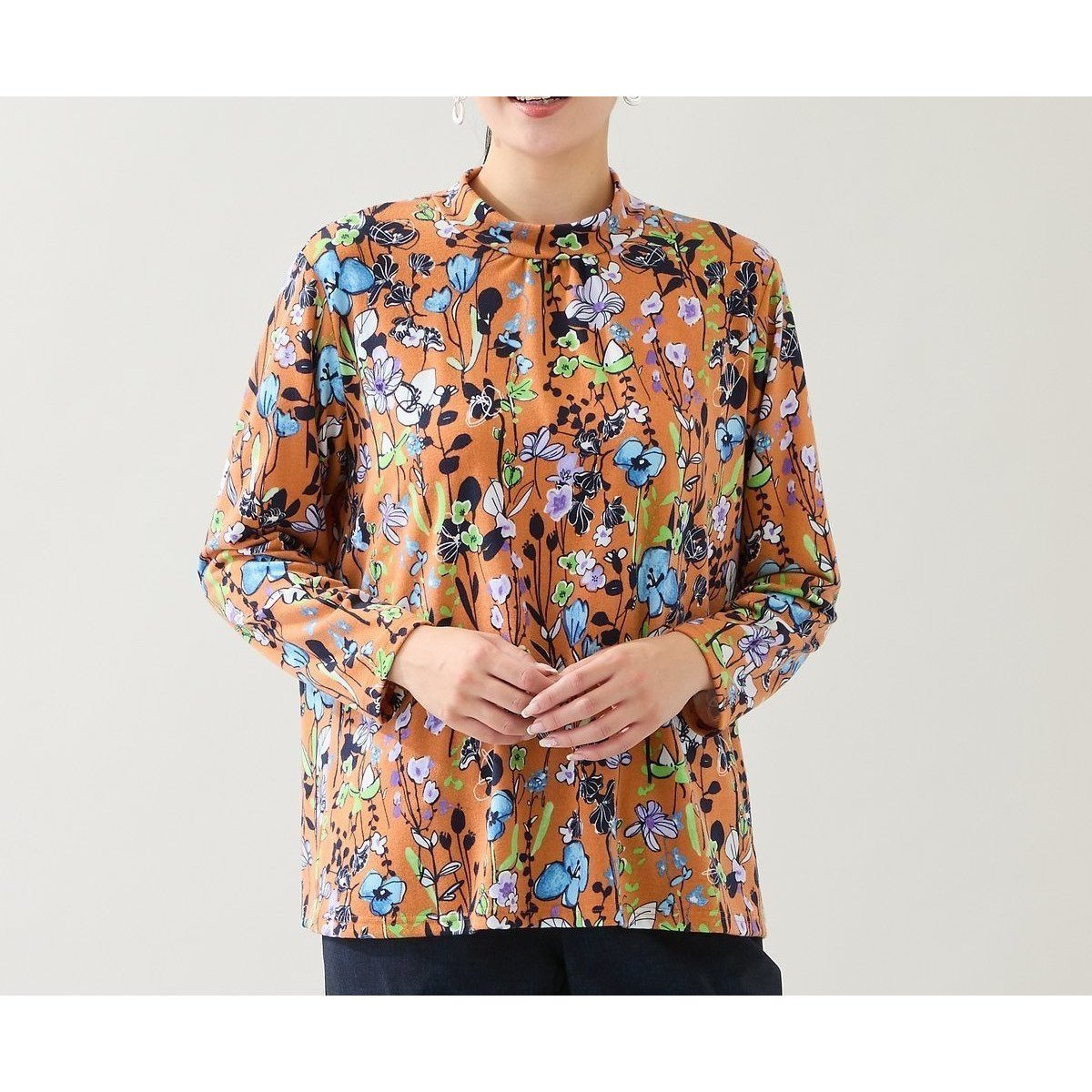 【ミゼール/MISSEL】の【洗える・日本製・3L/4Lサイズあり】花柄起毛カットソー インテリア・キッズ・メンズ・レディースファッション・服の通販 founy(ファニー) 　ファッション　Fashion　レディースファッション　Fashion for Women　トップス・カットソー　Cut & Sew Tops　カットソー・ベーシックTシャツ　Cut-and-Sewn Tops / Stretch Tees & Basics　花柄・フラワープリント・モチーフ　Floral Prints & Motifs / Flower Pattern Tops　エレガント 上品　Elegant　洗える　Machine Washable　カットソー　Cut and Sewn Top　カーディガン　Cardigan, Knitwear　ストレッチ　Stretch, Stretchy Fabric　定番　Standard, Basic Item　人気　Popular, Best Seller　長袖　Long Sleeve, Full Sleeve　ハイネック　High Neck, Mock Neck　プリント　Print, Printed Pattern　ベスト　Vest, Waistcoat　冬　Winter / This Winter　日本製　Made In Japan　オレンジ|ID: prp329100004768496 ipo3291000000034537378