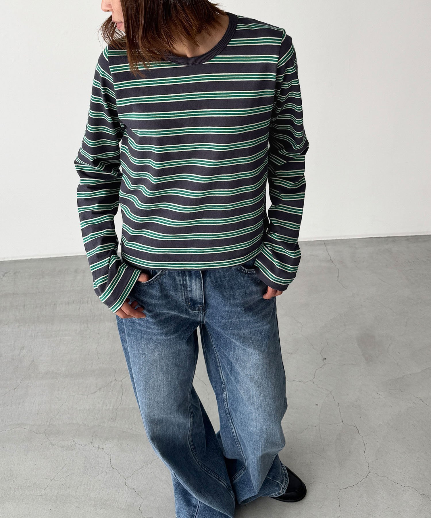 【キャナルジーン/CANAL JEAN】のLakey Park マルチボーダーロングTシャツ インテリア・キッズ・メンズ・レディースファッション・服の通販 founy(ファニー) ファッション Fashion レディースファッション Fashion for Women トップス・カットソー Cut & Sew Tops シャツ・ブラウス・オフィスカジュアル Elegant Blouses & Button-Ups ロングTシャツ・Tシャツ Longline T-Shirts & Tees おすすめ Recommended / Our Picks コンパクト Compact, Small Size シンプル Simple, Minimal デニム Denim, Jeans Material ボーダー Border, Stripe ロング Long, Long-Length ワイド Wide, Wide Fit グリーン|ID: prp329100004768573 ipo3291000000034878329