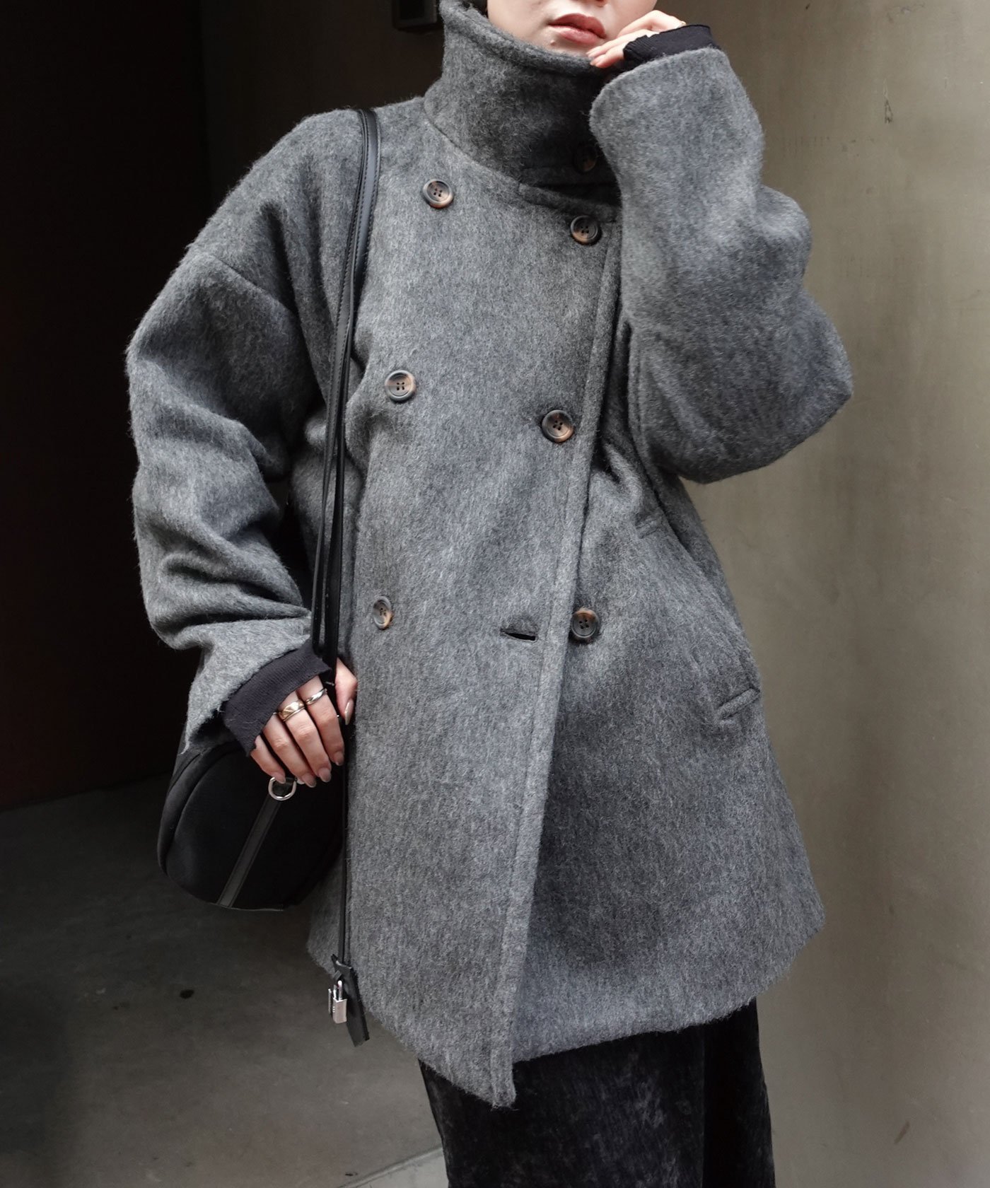 【コーナーズ/CORNERS】のシャギースタンドカラーコート インテリア・キッズ・メンズ・レディースファッション・服の通販 founy(ファニー) 　ファッション　Fashion　レディースファッション　Fashion for Women　アウター　Coat / Outerwear Collection　コート・ロングコート・ピーコート　Long Coats, Peacoats & More　シンプル　Simple, Minimal　スタンド　Stand Collar, Upright Stand　定番　Standard, Basic Item　エレガント 上品　Elegant　ビジネス 仕事 通勤　Business / Work / Commuting　チャコール|ID: prp329100004768629 ipo3291000000034598413