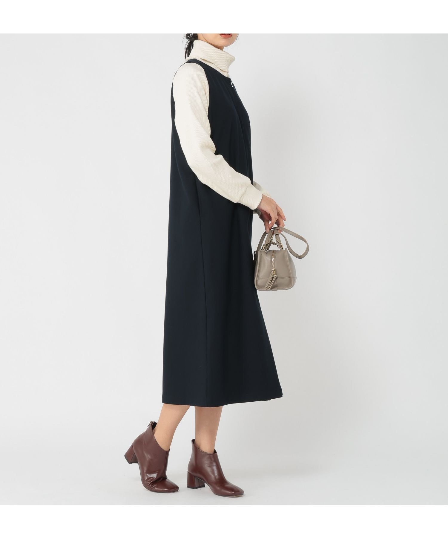 【スタディオ クリップ/studio CLIP】の《ウタオ》カルゼフロントファスナーワンピース インテリア・キッズ・メンズ・レディースファッション・服の通販 founy(ファニー) ファッション Fashion レディースファッション Fashion for Women ワンピース Dresses インナー Innerwear ストレッチ Stretch, Stretchy Fabric フロント Front, Front Design ボトム Bottoms, Lower Wear モノトーン Monotone, Black and White ネイビー88|ID: prp329100004768669 ipo3291000000034538956