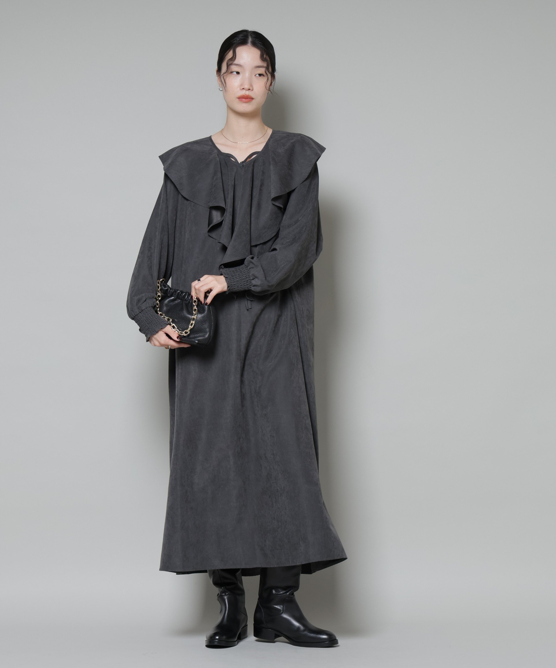 【ナノ ユニバース/nano universe】の取り外し可能ラッフルカラー付きピーチフレアワンピース インテリア・キッズ・メンズ・レディースファッション・服の通販 founy(ファニー) ファッション Fashion レディースファッション Fashion for Women ワンピース Dresses カーディガン Cardigan, Knitwear シャーリング Shirring, Ruched トレンド Trend, Trending Now ピーチ Peach, Soft Touch フェミニン Feminine, Girly フレア Flare, Flared アウトレット Outlet / Clearance エレガント 上品 Elegant 2025年 2025 2025-2026秋冬・A/W Autumn/Winter 2025–26 AW25–26 グレー|ID: prp329100004768673 ipo3291000000034538977