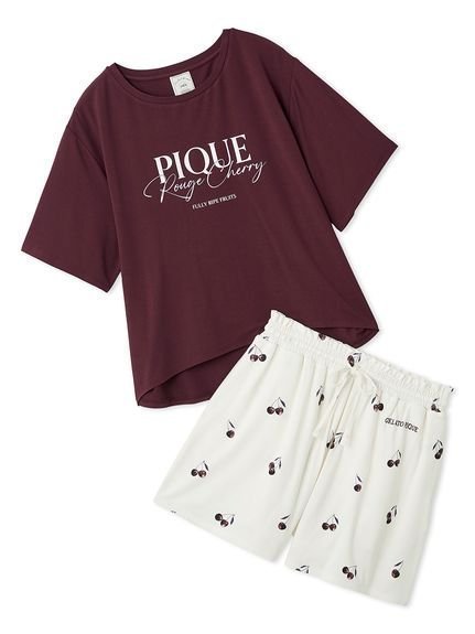 【ジェラート ピケ/gelato pique】の【ONLINE限定】ルージュチェリーレーヨンロゴTシャツ ショートパンツセット インテリア・キッズ・メンズ・レディースファッション・服の通販 founy(ファニー) 　ファッション　Fashion　レディースファッション　Fashion for Women　パンツ　Pants & Trousers　ショートパンツ・ハーフパンツ　High-Waisted & Relaxed Shorts　シャーリング　Shirring, Ruched　ショート　Short, Short Length　スマート　Smart, Elegant　スリット　Slit, Slit Detail　セットアップ　Set-Up, Coordinated Outfit　チェリー　Cherry, Cherry Pattern　なめらか　Smooth, Silky Texture　フリル　Frill, Ruffle　プリント　Print, Printed Pattern　ボトム　Bottoms, Lower Wear　ポケット　Pocket, Pocket Detail　おすすめ　Recommended / Our Picks　ギフト プレゼント　Gift / Present　BUR[048]|ID: prp329100004768777 ipo3291000000034540122