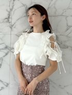 【スナイデル/SNIDEL】のプリーツフリルカットプルオーバー 人気、トレンドファッション・服の通販 founy(ファニー) ファッション Fashion レディースファッション Fashion for Women トップス・カットソー Cut & Sew Tops カジュアルプルオーバー・ニットトップス Pullovers & Knit Tops / Casual Pullovers ウェーブ Wavy Pattern カットソー Cut and Sewn Top 今季 This Season, Current Season ストレート Straight, Straight Cut スマート Smart, Elegant ドッキング Docking, Mixed Material 定番 Standard, Basic Item 人気 Popular, Best Seller フリル Frill, Ruffle プリーツ Pleats, Pleated おすすめ Recommended / Our Picks エレガント 上品 Elegant thumbnail WHT[001]|ID: prp329100004768946 ipo3291000000034541592