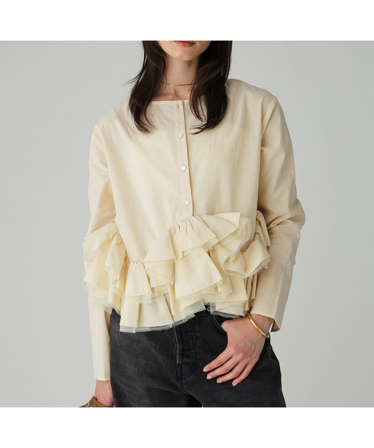 【バビロン/BABYLONE / KIDS】の【MARILYN MOON】 別注 2WAYブラウス インテリア・キッズ・メンズ・レディースファッション・服の通販 founy(ファニー) ファッション Fashion キッズファッション Fashion for Kids エレガント 上品 Elegant オーガンジー Organza Fabric デコルテ Décolleté, Neckline フリル Frill, Ruffle 別注 Limited Edition, Custom Order 羽織 Haori, Light Jacket モダン Modern, Contemporary 再入荷 Restock / Back in Stock 2025年 2025 2025-2026秋冬・A/W Autumn/Winter 2025–26 AW25–26 ベージュ55|ID: prp329100004769141 ipo3291000000034543053