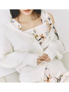 【フレイ アイディー/FRAY I.D】のパールリボンシャギーミドルVネックカーディガン 人気、トレンドファッション・服の通販 founy(ファニー) ファッション Fashion レディースファッション Fashion for Women トップス・カットソー Cut & Sew Tops カーディガン・羽織り Layered Style Cardigans Vネックトップス V-Neck Tops / V-Cut Neckline Shirts カーディガン Cardigan, Knitwear スマート Smart, Elegant パール Pearl, Pearl Accent フロント Front, Front Design ボトム Bottoms, Lower Wear ミドル Middle Length, Mid Height モチーフ Motif, Design Theme リボン Ribbon, Bow ループ Loop, Loop Knit ロング Long, Long-Length thumbnail WHT[001]|ID: prp329100004769177 ipo3291000000034543355