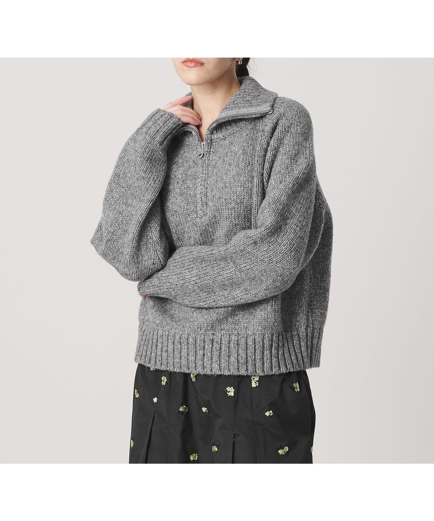 【ビューティ&ユース ユナイテッドアローズ/BEAUTY&YOUTH / UNITED ARROWS】のウールナイロン ハーフジップ ニットプルオーバー インテリア・キッズ・メンズ・レディースファッション・服の通販 founy(ファニー) 　ファッション　Fashion　レディースファッション　Fashion for Women　トップス・カットソー　Cut & Sew Tops　ニット　Knit Tops & Sweaters　カジュアルプルオーバー・ニットトップス　Pullovers & Knit Tops / Casual Pullovers　ショート　Short, Short Length　ジップ　Zip, Zipper　スポーティ　Sporty, Casual Athletic　スラックス　Slacks, Dress Pants　スリーブ　Sleeve, Long Sleeve / Short Sleeve　ハイネック　High Neck, Mock Neck　フレア　Flare, Flared　リラックス　Relax, Relaxed Fit　おすすめ　Recommended / Our Picks　MD.GRAY|ID: prp329100004769185 ipo3291000000034543421