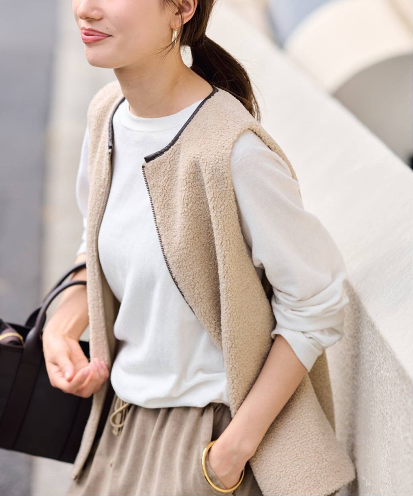 【フレームワーク/FRAMeWORK】の≪追加≫NEWスラブベアテンプルオーバー 4 インテリア・キッズ・メンズ・レディースファッション・服の通販 founy(ファニー) 　ファッション　Fashion　レディースファッション　Fashion for Women　トップス・カットソー　Cut & Sew Tops　カジュアルプルオーバー・ニットトップス　Pullovers & Knit Tops / Casual Pullovers　おすすめ　Recommended / Our Picks　インナー　Innerwear　カットソー　Cut and Sewn Top　ジャケット　Jacket, Outerwear　スウェット / スエット　Sweatshirt, Sweatwear　フィット　Fit, Slim Fit　人気　Popular, Best Seller　再入荷　Restock / Back in Stock　羽織　Haori, Light Jacket　ホワイト|ID: prp329100004769208 ipo3291000000034543560