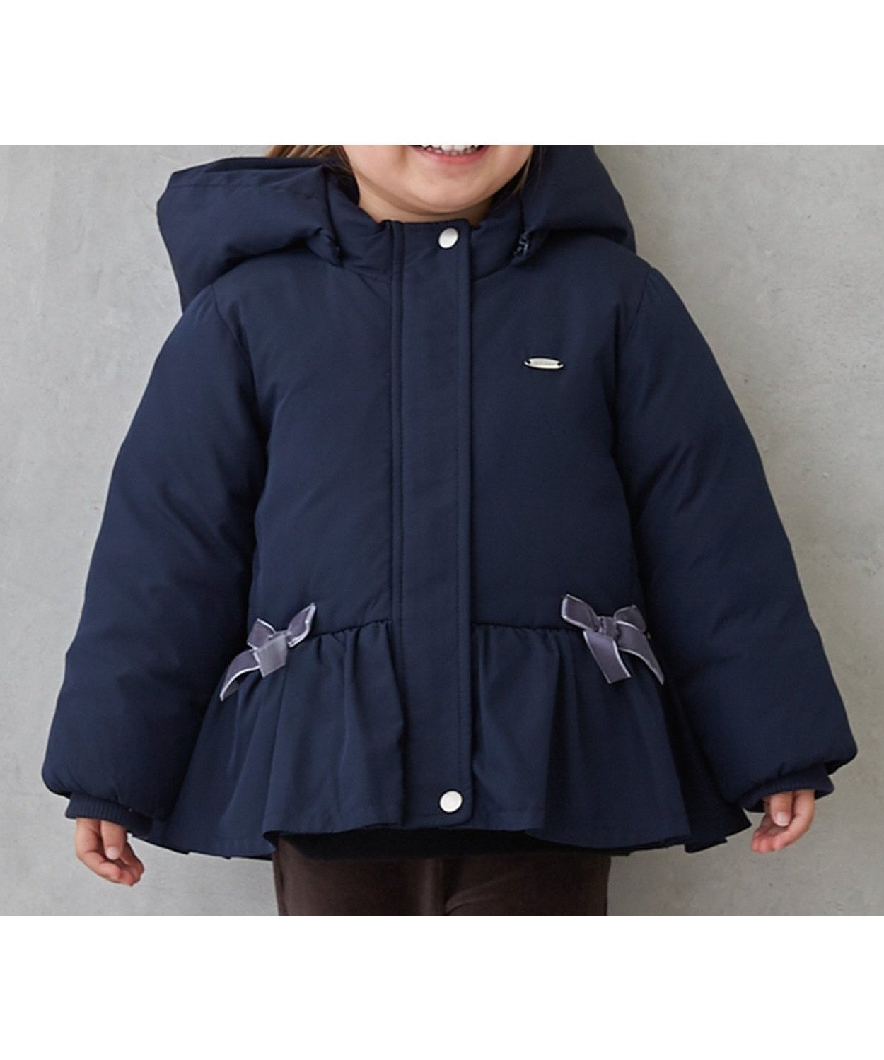 【ナルミヤ オンライン/NARUMIYA ONELINE / KIDS】の【あったか】ペプラムダウンジャケット インテリア・キッズ・メンズ・レディースファッション・服の通販 founy(ファニー) 　ファッション　Fashion　キッズファッション　Fashion for Kids　アウター　Coat Outerwear /Kids　ギャザー　Gathered, Ruffled　ジップ　Zip, Zipper　ジャケット　Jacket, Outerwear　ダウン　Down, Puffer　ベロア　Velour, Soft Velvet　ペプラム　Peplum, Flared Hem　ポケット　Pocket, Pocket Detail　ラベンダー　Lavender　リボン　Ribbon, Bow　紺|ID: prp329100004769632 ipo3291000000034889941