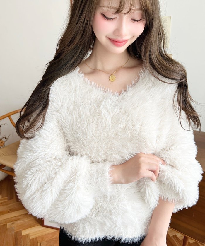 【モーメントプラス/moment+ / MEN】のVネックバルーンスリーブロングシャギーニットプルオーバー インテリア・キッズ・メンズ・レディースファッション・服の通販 founy(ファニー) https://founy.com/ ファッション Fashion メンズファッション Fashion for Men トップス・カットソー Cut & Sew Tops ニット・セーター / 定番トップス Knit Tops & Sweaters スラックス Slacks, Dress Pants スリーブ Sleeve, Long Sleeve / Short Sleeve デニム Denim, Jeans Material トレンド Trend, Trending Now なめらか Smooth, Silky Texture バランス Balance, Style Balance バルーン Balloon, Balloon Silhouette フェミニン Feminine, Girly ベーシック Basic, Essential マーメイド Mermaid, Fishtail Silhouette 再入荷 Restock / Back in Stock プチプライス・低価格 Affordable / Budget Price おすすめ Recommended / Our Picks |ID: prp329100004769646 ipo3291000000034548805