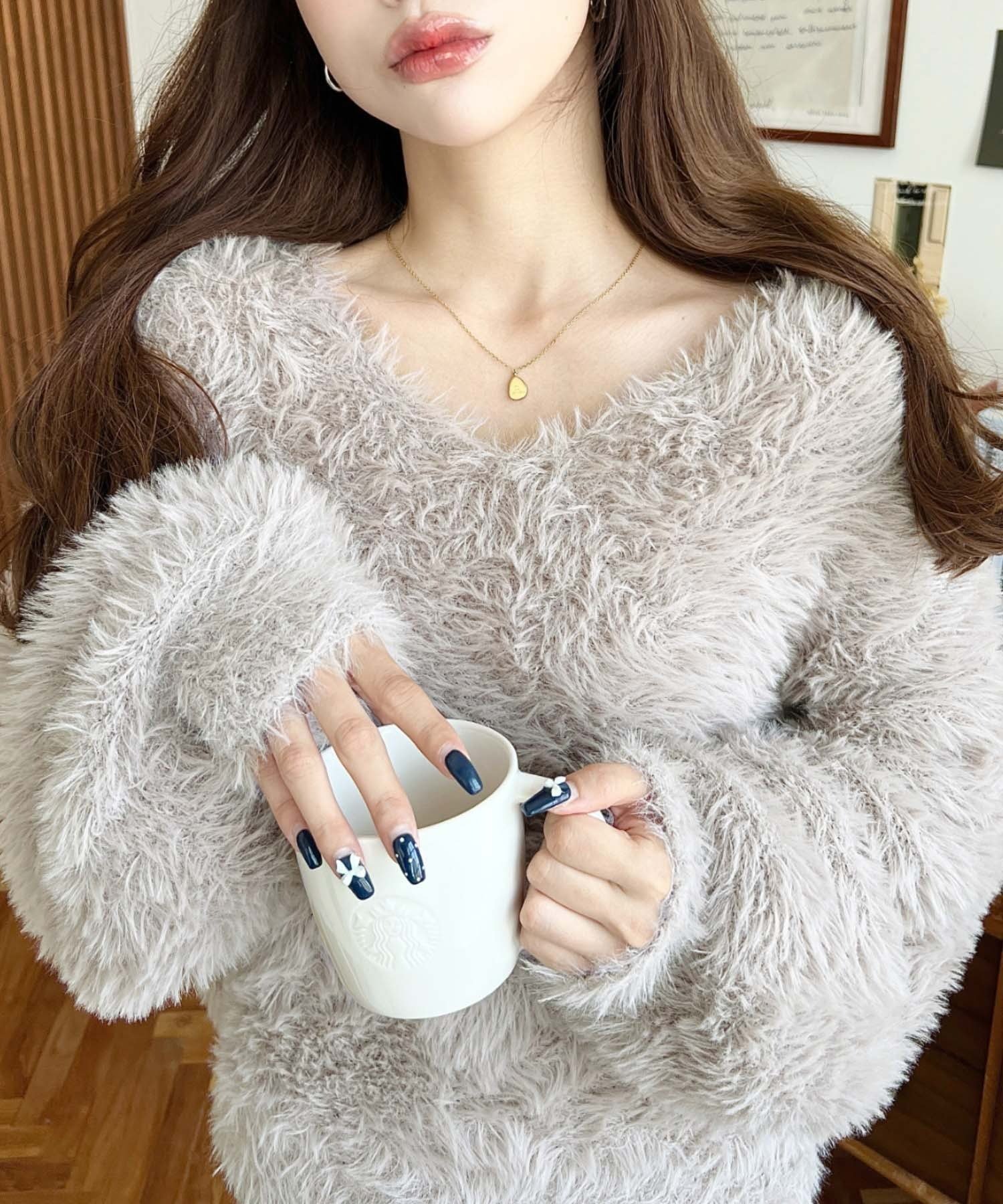 【モーメントプラス/moment+ / MEN】のVネックバルーンスリーブロングシャギーニットプルオーバー インテリア・キッズ・メンズ・レディースファッション・服の通販 founy(ファニー) ファッション Fashion メンズファッション Fashion for Men トップス・カットソー Cut & Sew Tops ニット・セーター / 定番トップス Knit Tops & Sweaters スラックス Slacks, Dress Pants スリーブ Sleeve, Long Sleeve / Short Sleeve デニム Denim, Jeans Material トレンド Trend, Trending Now なめらか Smooth, Silky Texture バランス Balance, Style Balance バルーン Balloon, Balloon Silhouette フェミニン Feminine, Girly ベーシック Basic, Essential マーメイド Mermaid, Fishtail Silhouette 再入荷 Restock / Back in Stock プチプライス・低価格 Affordable / Budget Price おすすめ Recommended / Our Picks グレイッシュベージュ|ID: prp329100004769646 ipo3291000000034548817