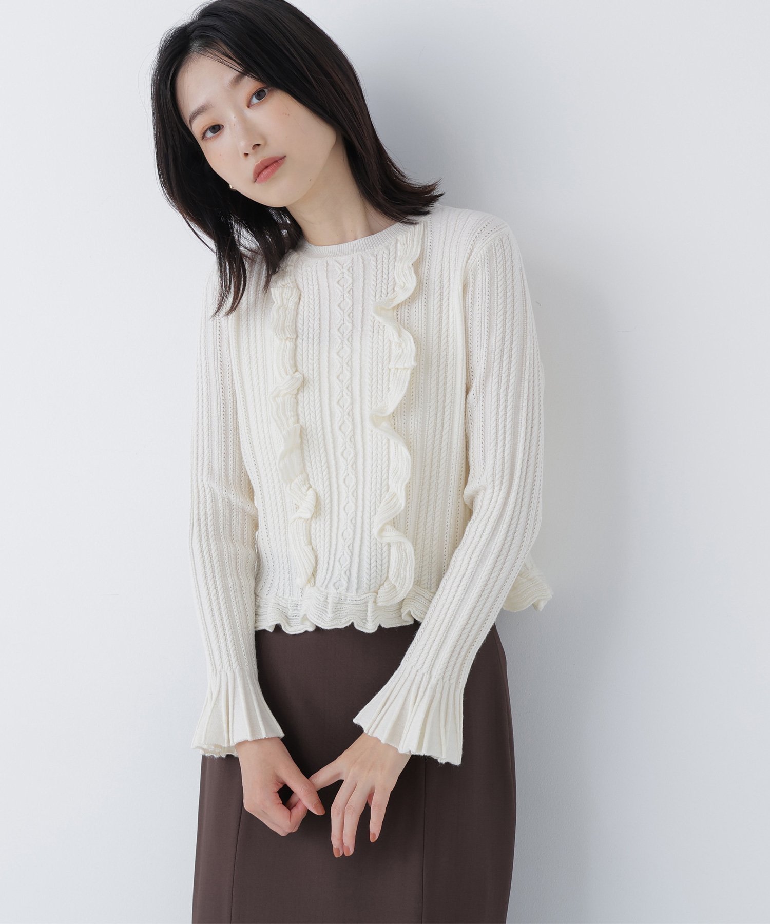 【ナチュラル ビューティー ベーシック/NATURAL BEAUTY BASIC】のミニケーブルフリルニット インテリア・キッズ・メンズ・レディースファッション・服の通販 founy(ファニー) ファッション Fashion レディースファッション Fashion for Women トップス・カットソー Cut & Sew Tops ニット Knit Tops & Sweaters フリル Frill, Ruffle 春 Spring オフホワイト1|ID: prp329100004769882 ipo3291000000034550653