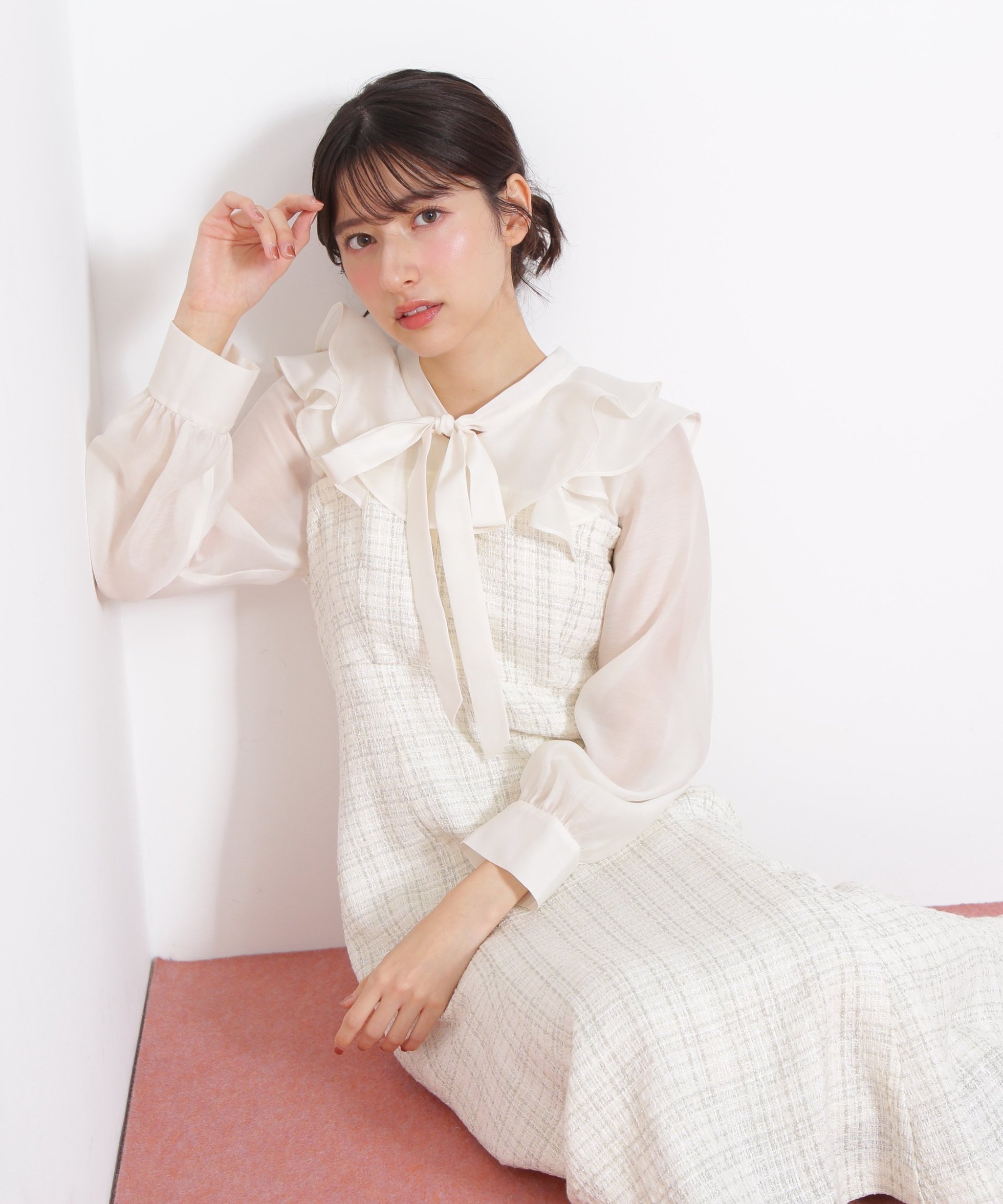 【ジルバイジルスチュアート/JILL by JILLSTUART】のブラウスドッキングツィードワンピース インテリア・キッズ・メンズ・レディースファッション・服の通販 founy(ファニー) 　ファッション　Fashion　レディースファッション　Fashion for Women　ワンピース　Dresses　おすすめ　Recommended / Our Picks　スマート　Smart, Elegant　ツイード／ツィード　Choker, Choker Necklace　ドッキング　Docking, Mixed Material　マーメイド　Mermaid, Fishtail Silhouette　冬　Winter / This Winter　年末　Year-end　ホワイト|ID: prp329100004769892 ipo3291000000034871675