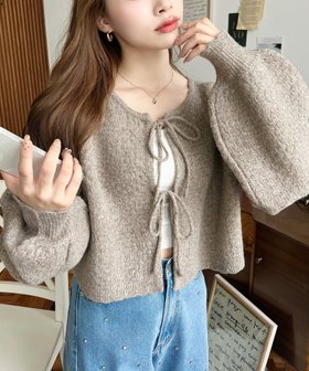 【モーメントプラス/moment+ / MEN】の前後2WAYポップコーン編みスカラップリボンニットカーディガン 人気、トレンドファッション・服の通販 founy(ファニー) ファッション Fashion メンズファッション Fashion for Men 春 Spring カーディガン Cardigan, Knitwear ショート Short, Short Length スラックス Slacks, Dress Pants ティアードスカート Tiered Skirt, Flounced Skirt デニム Denim, Jeans Material トレンド Trend, Trending Now 定番 Standard, Basic Item バランス Balance, Style Balance フレア Flare, Flared フロント Front, Front Design ベーシック Basic, Essential ボトム Bottoms, Lower Wear リブニット Rib Knit, Ribbed Knit リボン Ribbon, Bow A/W・秋冬 Autumn/Winter S/S・春夏 SS, Spring/Summer, Warm Season 再入荷 Restock / Back in Stock プチプライス・低価格 Affordable / Budget Price おすすめ Recommended / Our Picks 夏 Summer |ID:prp329100004770016