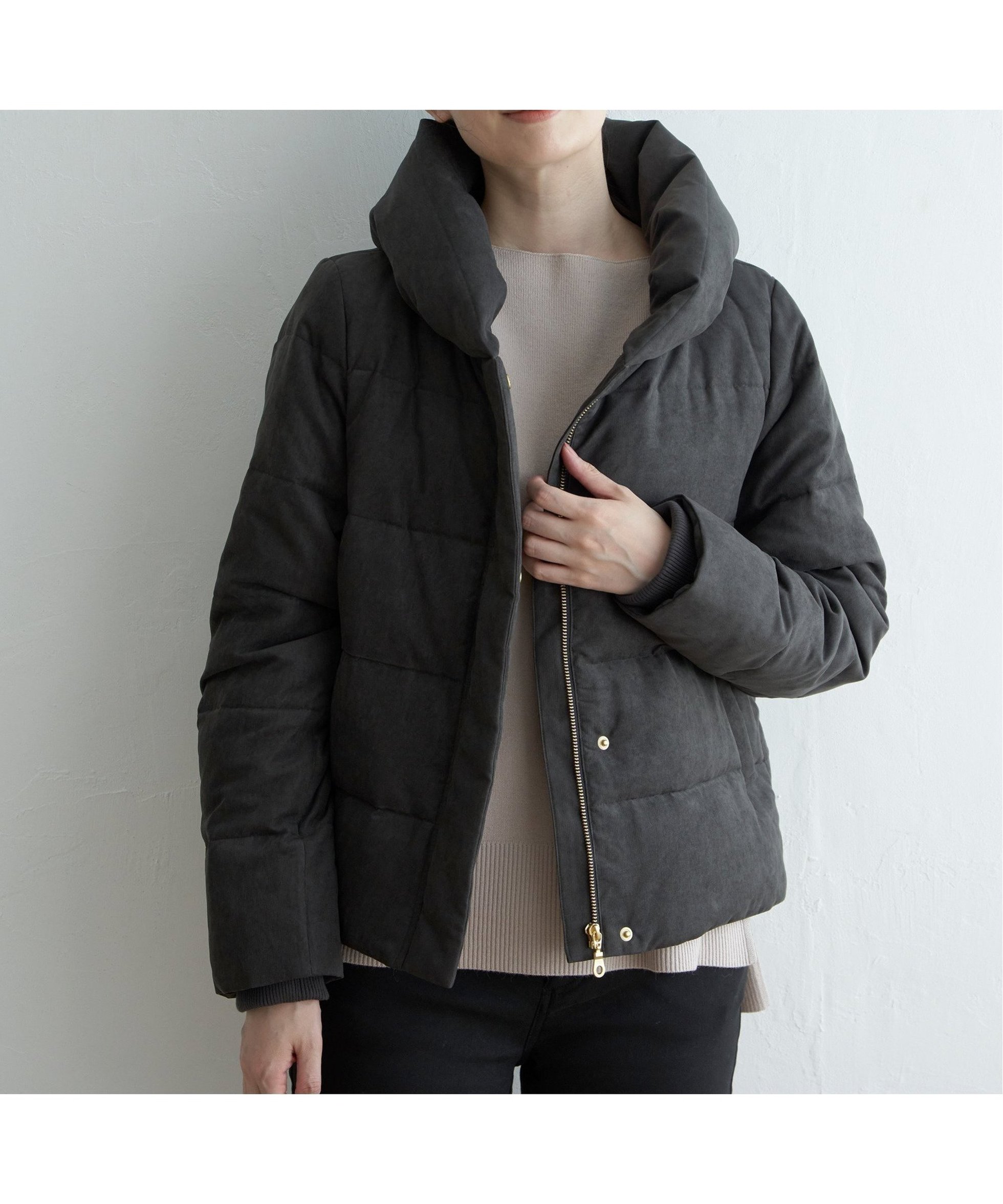 【イッカ/ikka】の【親子コーデ】洗えるダウン細コールジャケット インテリア・キッズ・メンズ・レディースファッション・服の通販 founy(ファニー) 　ファッション　Fashion　レディースファッション　Fashion for Women　アウター　Coat / Outerwear Collection　レディースジャケット・軽アウター　Jackets　おすすめ　Recommended / Our Picks　ウォッシャブル　Machine Washable　コーデュロイ　Corduroy, Cord Fabric　ショート　Short, Short Length　ジャケット　Jacket, Outerwear　ダウン　Down, Puffer　洗える　Machine Washable　防寒　Cold Protection, Winter-Ready　チャコール|ID: prp329100004770586 ipo3291000000034607093