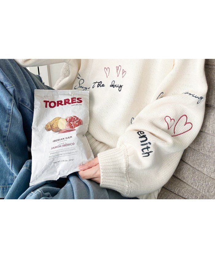 【モーメントプラス/moment+ / MEN】の落書き刺繍ニットプルオーバー インテリア・キッズ・メンズ・レディースファッション・服の通販 founy(ファニー) https://founy.com/ ファッション Fashion メンズファッション Fashion for Men トップス・カットソー Cut & Sew Tops ニット・セーター / 定番トップス Knit Tops & Sweaters アクリル Acrylic Material イラスト Illustration カットソー Cut and Sewn Top カラフル Colorful Design シルバー Silver, Metallic Silver シンプル Simple, Minimal デニム Denim, Jeans Material トレンド Trend, Trending Now 定番 Standard, Basic Item ベーシック Basic, Essential ボトム Bottoms, Lower Wear リラックス Relax, Relaxed Fit ロング Long, Long-Length ワイド Wide, Wide Fit 冬 Winter / This Winter 再入荷 Restock / Back in Stock プチプライス・低価格 Affordable / Budget Price おすすめ Recommended / Our Picks |ID: prp329100004770670 ipo3291000000034559345