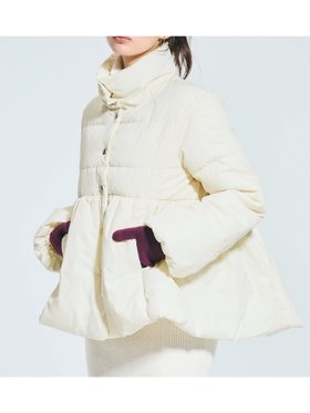 【コカ/COCA】の中綿スタンドカラーフレアブルゾン 人気、トレンドファッション・服の通販 founy(ファニー) ファッション Fashion レディースファッション Fashion for Women アウター Coat / Outerwear Collection ブルゾンジャケット・スポーティアウター Blouson Jackets ウォッシャブル Machine Washable 洗える Machine Washable シェイプ Shape, Slim Fit スタンド Stand Collar, Upright Stand デニム Denim, Jeans Material トレンド Trend, Trending Now フェミニン Feminine, Girly フォルム Silhouette, Form フレア Flare, Flared ブルゾン Blouson, Bomber Jacket ポケット Pocket, Pocket Detail 無地 Plain, Solid Color ワイド Wide, Wide Fit 冬 Winter / This Winter エレガント 上品 Elegant 2025年 2025 2025-2026秋冬・A/W Autumn/Winter 2025–26 AW25–26 |ID:prp329100004770769