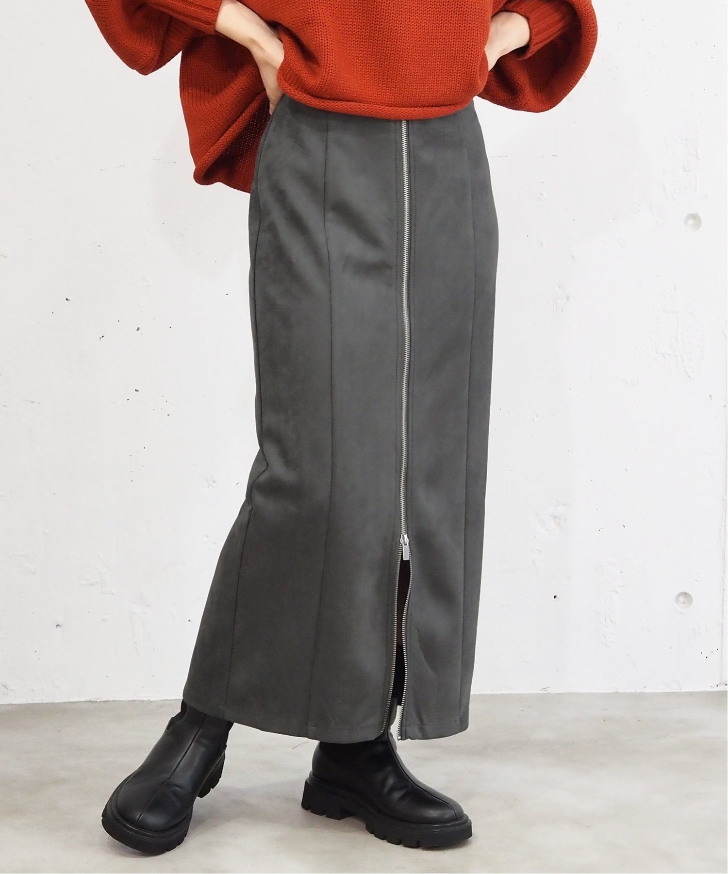 【ティップトッププラスポケット/tiptop+pocket】のtiptop/フロントZIPナロースカート インテリア・キッズ・メンズ・レディースファッション・服の通販 founy(ファニー) ファッション Fashion レディースファッション Fashion for Women スカート Skirts ヴィンテージ Vintage Style 今季 This Season, Current Season ショート Short, Short Length シンプル Simple, Minimal ジップ Zip, Zipper バランス Balance, Style Balance ピーチ Peach, Soft Touch フェイクレザー Faux Leather, PU Leather フロント Front, Front Design ポケット Pocket, Pocket Detail Dグレー|ID: prp329100004770789 ipo3291000000034561416