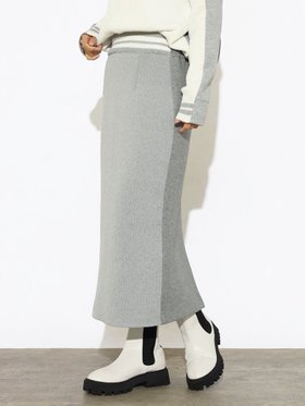 【ヴァン/Vin】の異素材切り替えナロースカート 人気、トレンドファッション・服の通販 founy(ファニー) ファッション Fashion レディースファッション Fashion for Women スカート Skirts おすすめ Recommended / Our Picks スリット Slit, Slit Detail セットアップ Set-Up, Coordinated Outfit フロント Front, Front Design |ID:prp329100004770813