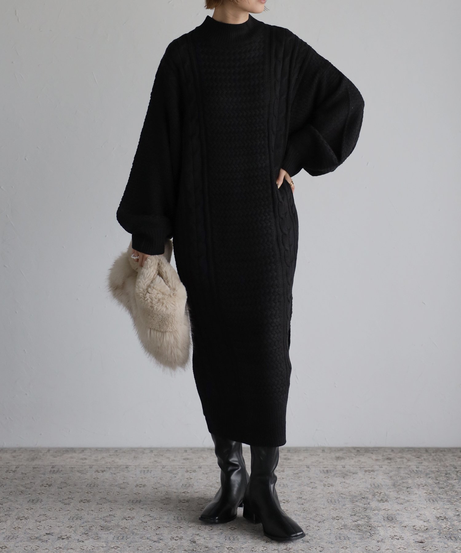 【リラクロ/relaclo】のmyke/ハイネックニットワンピース インテリア・キッズ・メンズ・レディースファッション・服の通販 founy(ファニー) 　ファッション　Fashion　レディースファッション　Fashion for Women　ワンピース　Dresses　ニットワンピース　Knit Dresses　スマート　Smart, Elegant　スリット　Slit, Slit Detail　スリーブ　Sleeve, Long Sleeve / Short Sleeve　ハイネック　High Neck, Mock Neck　ブラック|ID: prp329100004770900 ipo3291000000034600569