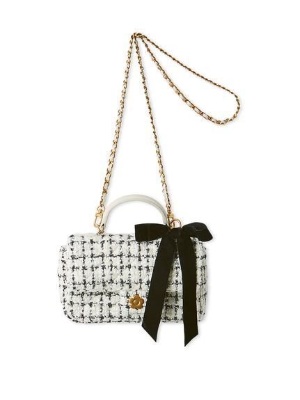 【リリーブラウン/Lily Brown】の【LILY BROWN×MARY QUANT】チェーンショルダーバッグ インテリア・キッズ・メンズ・レディースファッション・服の通販 founy(ファニー) 　ファッション　Fashion　レディースファッション　Fashion for Women　バッグ　Bags　アクセサリー　Fashion Accessories　キルティング　Quilted, Quilting　コラボ　Collaboration, Collab　ショルダー　Shoulder, Shoulder Strap　スマート　Smart, Elegant　財布　Wallet, Purse　チェーン　Chain, Chain Strap　メタル　Metal, Metal Parts　ロンドン　London Style, British Inspired　冬　Winter / This Winter　エレガント 上品　Elegant　WHT[001]|ID: prp329100004771032 ipo3291000000034564149