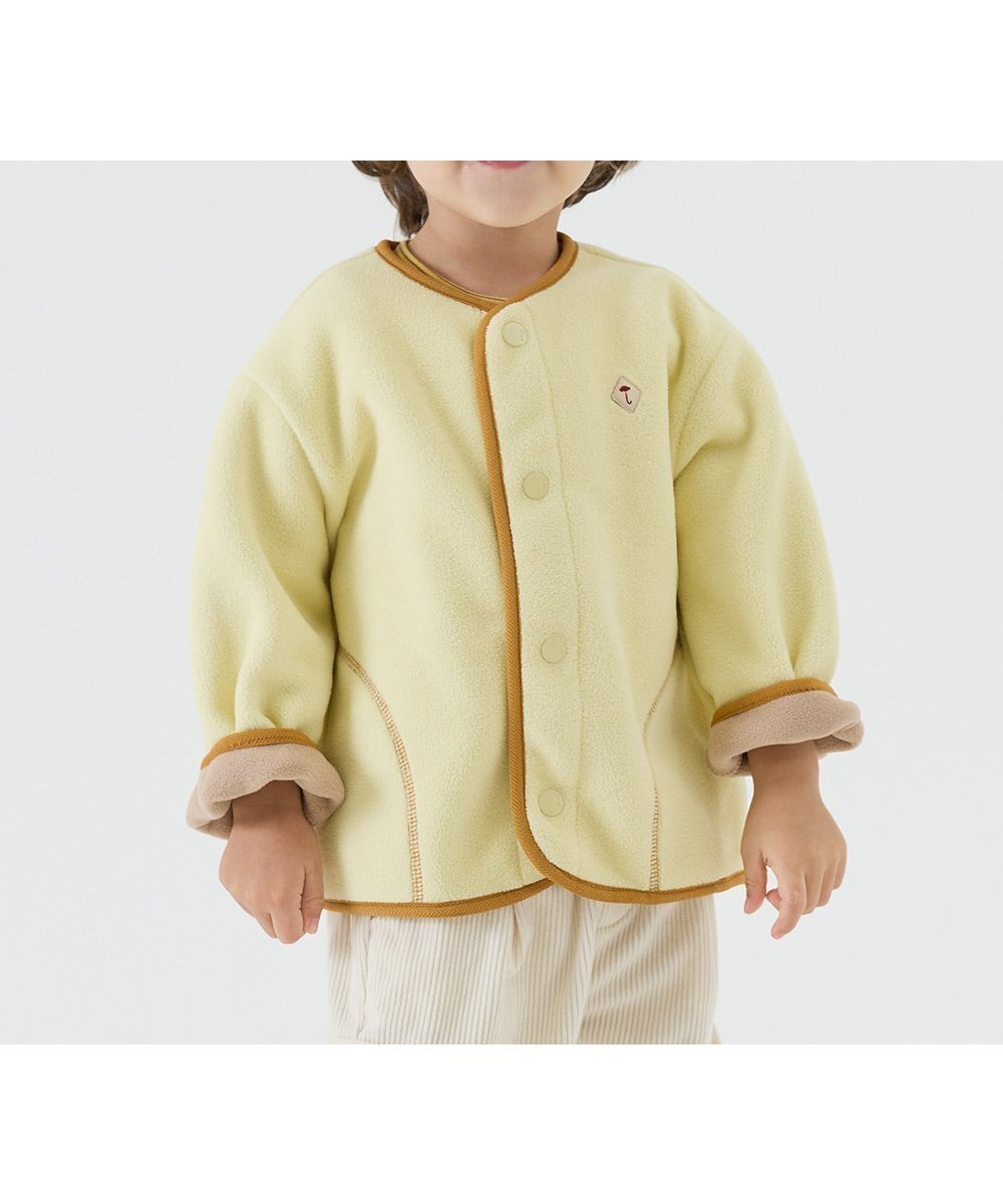 【モイモルン/moimoln / KIDS】の【SOFT 】カラー配色ノーカラーフリースジャケット インテリア・キッズ・メンズ・レディースファッション・服の通販 founy(ファニー) ファッション Fashion キッズファッション Fashion for Kids アウター Coat Outerwear /Kids シンプル Simple, Minimal 人気 Popular, Best Seller フィット Fit, Slim Fit ルーズ Loose, Oversized 冬 Winter / This Winter イエロー|ID: prp329100004771094 ipo3291000000034593289