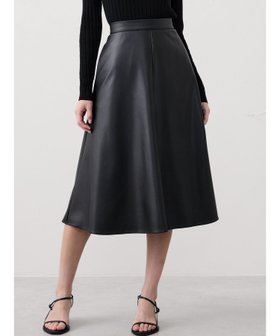 【バナナリパブリック ファクトリーストア/BANANA REPUBLIC FACTORY STORE】のBANANA REPUBLIC FACTORY STORE 日本限定 ヴィーガンレザー Aラインミディスカート 人気、トレンドファッション・服の通販 founy(ファニー) ファッション Fashion レディースファッション Fashion for Women スカート Skirts クール Cool, Chic サンダル Sandals, Summer Shoes ショート Short, Short Length フェイクレザー Faux Leather, PU Leather フレア Flare, Flared A/W・秋冬 Autumn/Winter |ID:prp329100004771638