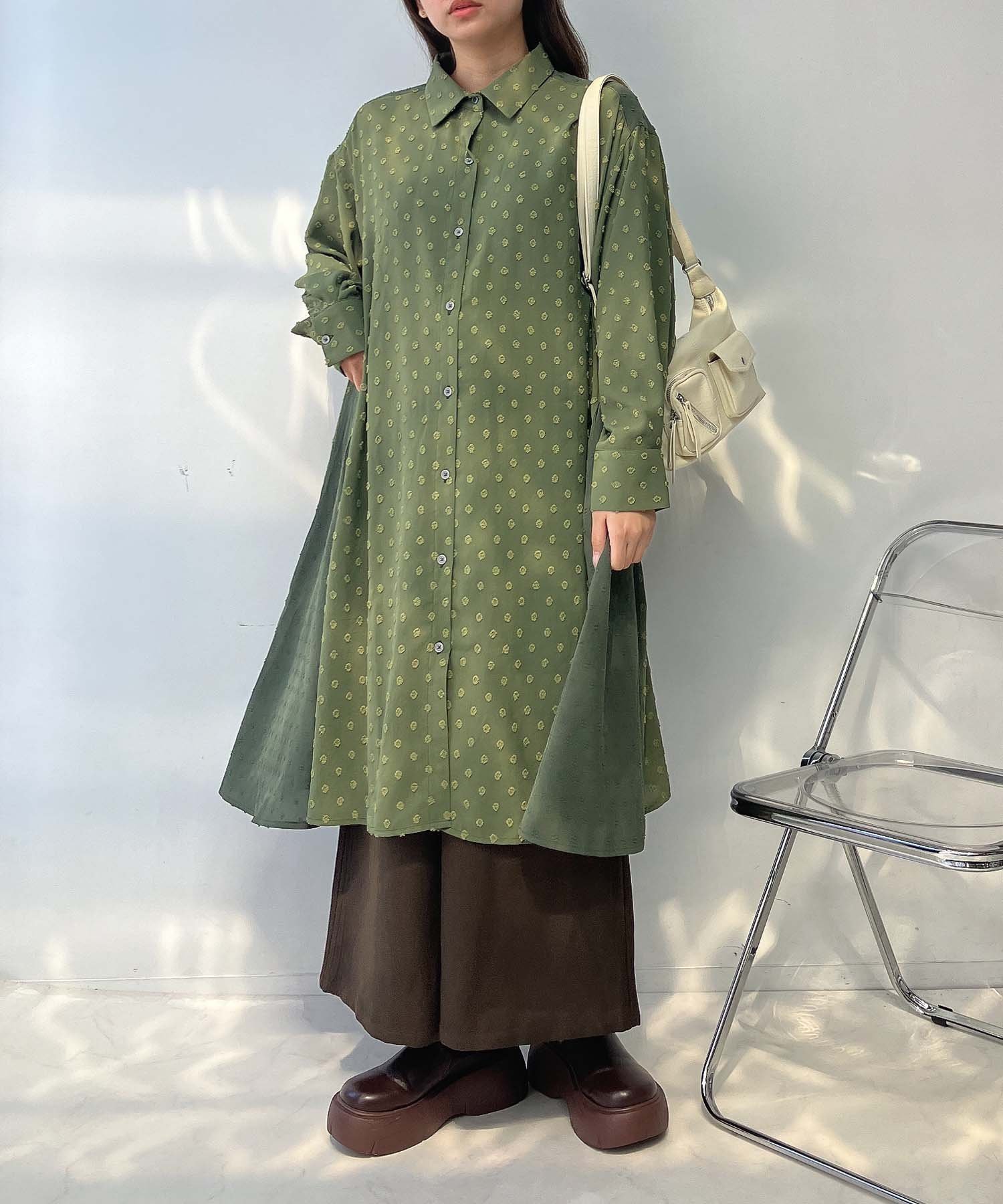 【アズノウアズ プラス/AS KNOW AS plus】の♪『ゆったりサイズ』ポケット付き異素材Aラインシャツワンピース インテリア・キッズ・メンズ・レディースファッション・服の通販 founy(ファニー) ファッション Fashion レディースファッション Fashion for Women ワンピース Dresses シャツワンピース / 1枚で着映えコーデ Shirt Dresses シンプル Simple, Minimal 長袖 Long Sleeve, Full Sleeve フレア Flare, Flared ポケット Pocket, Pocket Detail 再入荷 Restock / Back in Stock KHJQ3|ID: prp329100004771751 ipo3291000000034570232