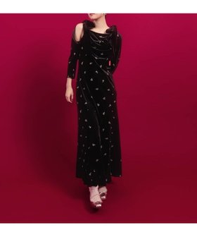 【ランダ/RANDA】の【Holiday Collection】ボレロセットリボンショルダーワンピース 人気、トレンドファッション・服の通販 founy(ファニー) ファッション Fashion レディースファッション Fashion for Women アウター Coat / Outerwear Collection ボレロ・ショート丈ジャケット / ドレス羽織りに Boleros & Short Jackets おすすめ Recommended / Our Picks インナー Innerwear キャミワンピース Cami Dress, Slip Dress クロップド Cropped, Short Length ショルダー Shoulder, Shoulder Strap スペシャル Special, Limited Edition フェミニン Feminine, Girly フラワー Flower, Floral ベロア Velour, Soft Velvet ボレロ Bolero, Short Cardigan モチーフ Motif, Design Theme リボン Ribbon, Bow 長袖 Long Sleeve, Full Sleeve |ID:prp329100004771752