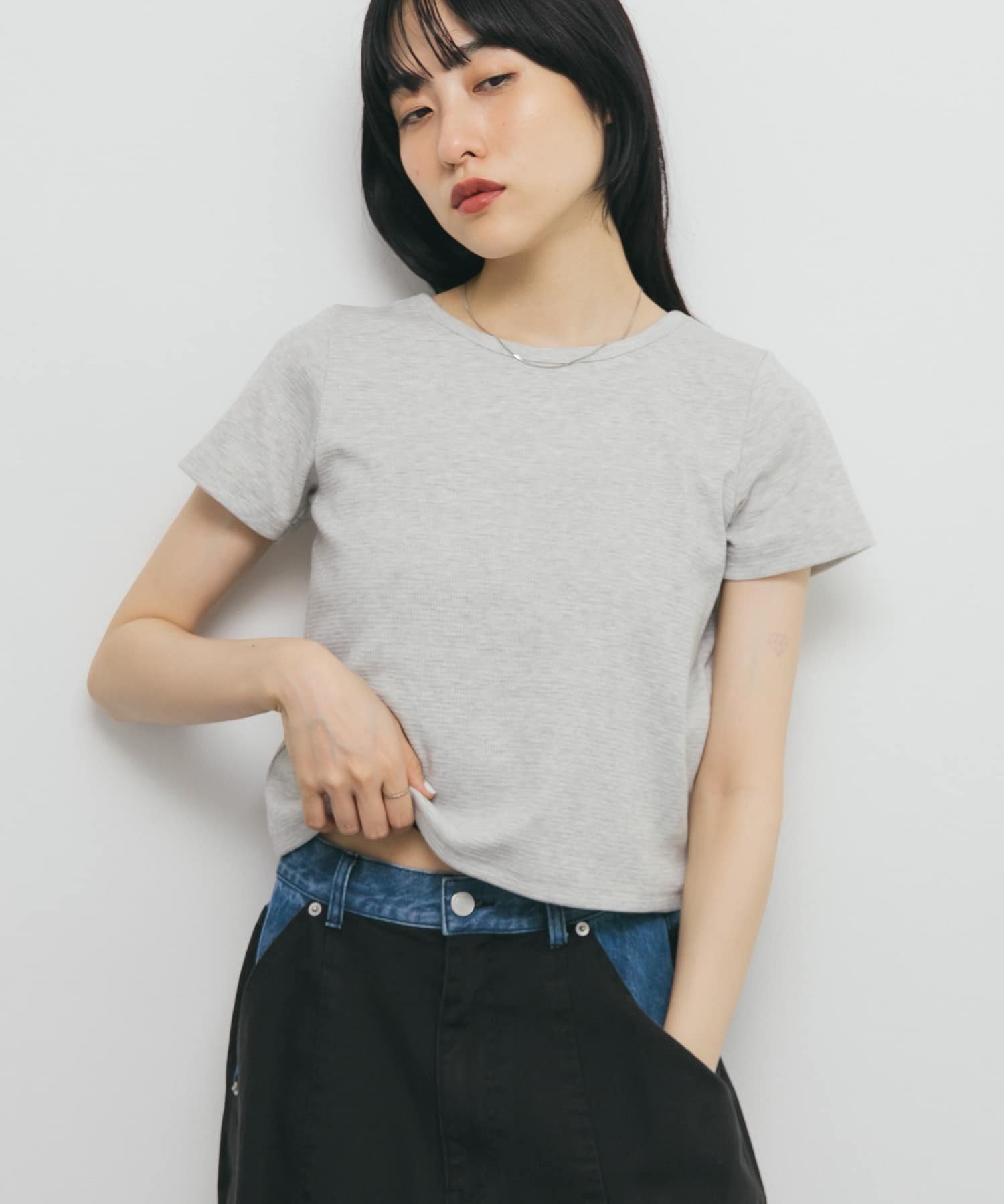 【ケービーエフ/KBF / URBAN RESEARCH】のバッククロスTEE インテリア・キッズ・メンズ・レディースファッション・服の通販 founy(ファニー) 　ファッション　Fashion　レディースファッション　Fashion for Women　バッグ　Bags　2025年　2025　2025春夏・S/S　Spring/Summer 2025 SS25　インナー　Innerwear　コンパクト　Compact, Small Size　サーマル　Thermal, Waffle Knit　バランス　Balance, Style Balance　夏　Summer　S/S・春夏　SS, Spring/Summer, Warm Season　L.GRAY|ID: prp329100004772305 ipo3291000000034576782