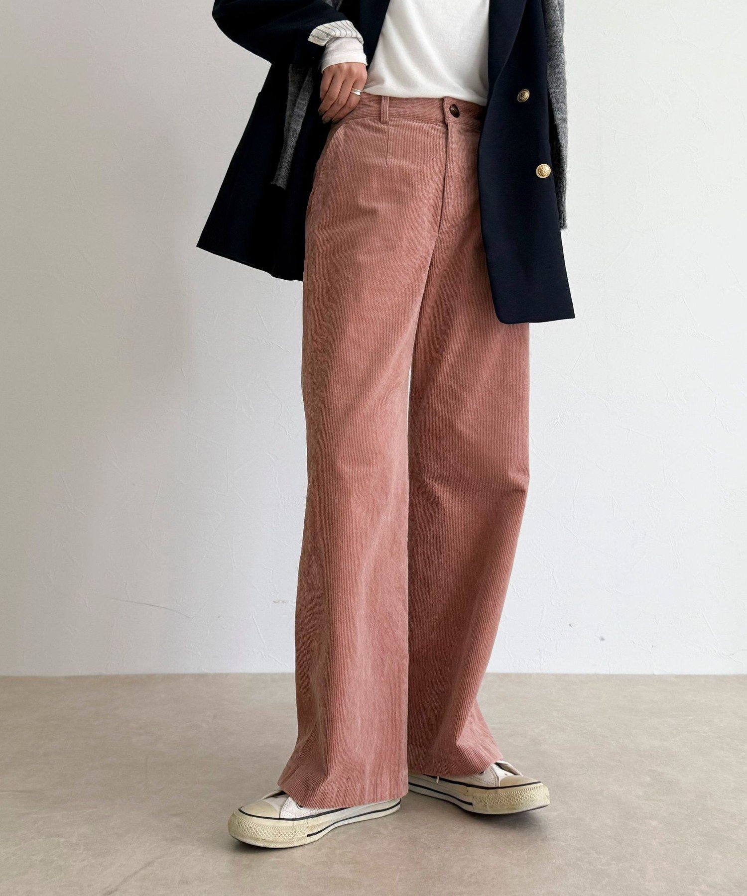 【フレディ&グロスター/FREDY&GLOSTER】のコーデュロイストレートパンツ インテリア・キッズ・メンズ・レディースファッション・服の通販 founy(ファニー) ファッション Fashion レディースファッション Fashion for Women パンツ Pants & Trousers コーデュロイ Corduroy, Cord Fabric ストレート Straight, Straight Cut バランス Balance, Style Balance フィット Fit, Slim Fit ボトム Bottoms, Lower Wear ポケット Pocket, Pocket Detail リラックス Relax, Relaxed Fit ワンポイント One Point, Statement Accent A/W・秋冬 Autumn/Winter おすすめ Recommended / Our Picks エレガント 上品 Elegant 2025年 2025 2025-2026秋冬・A/W Autumn/Winter 2025–26 AW25–26 ピンク|ID: prp329100004772323 ipo3291000000034577003