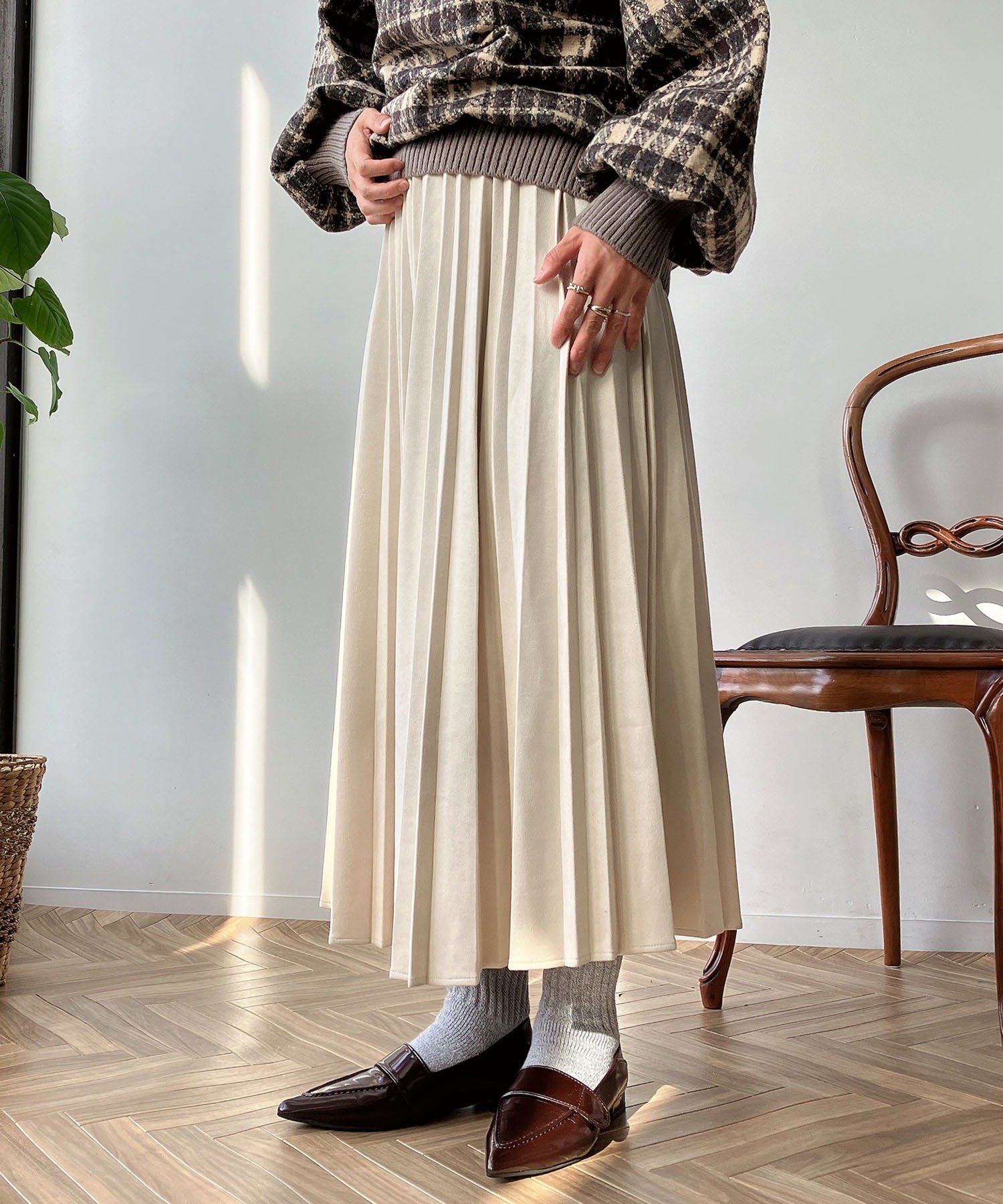 【アズノウアズ プラス/AS KNOW AS plus】の♪変形アコーディオンプリーツスカート インテリア・キッズ・メンズ・レディースファッション・服の通販 founy(ファニー) ファッション Fashion レディースファッション Fashion for Women スカート Skirts プリーツスカート / 上品フェミニンスタイル Pleated Skirts プリーツ Pleats, Pleated 再入荷 Restock / Back in Stock エレガント 上品 Elegant Sアイボリー|ID: prp329100004772372 ipo3291000000034577681