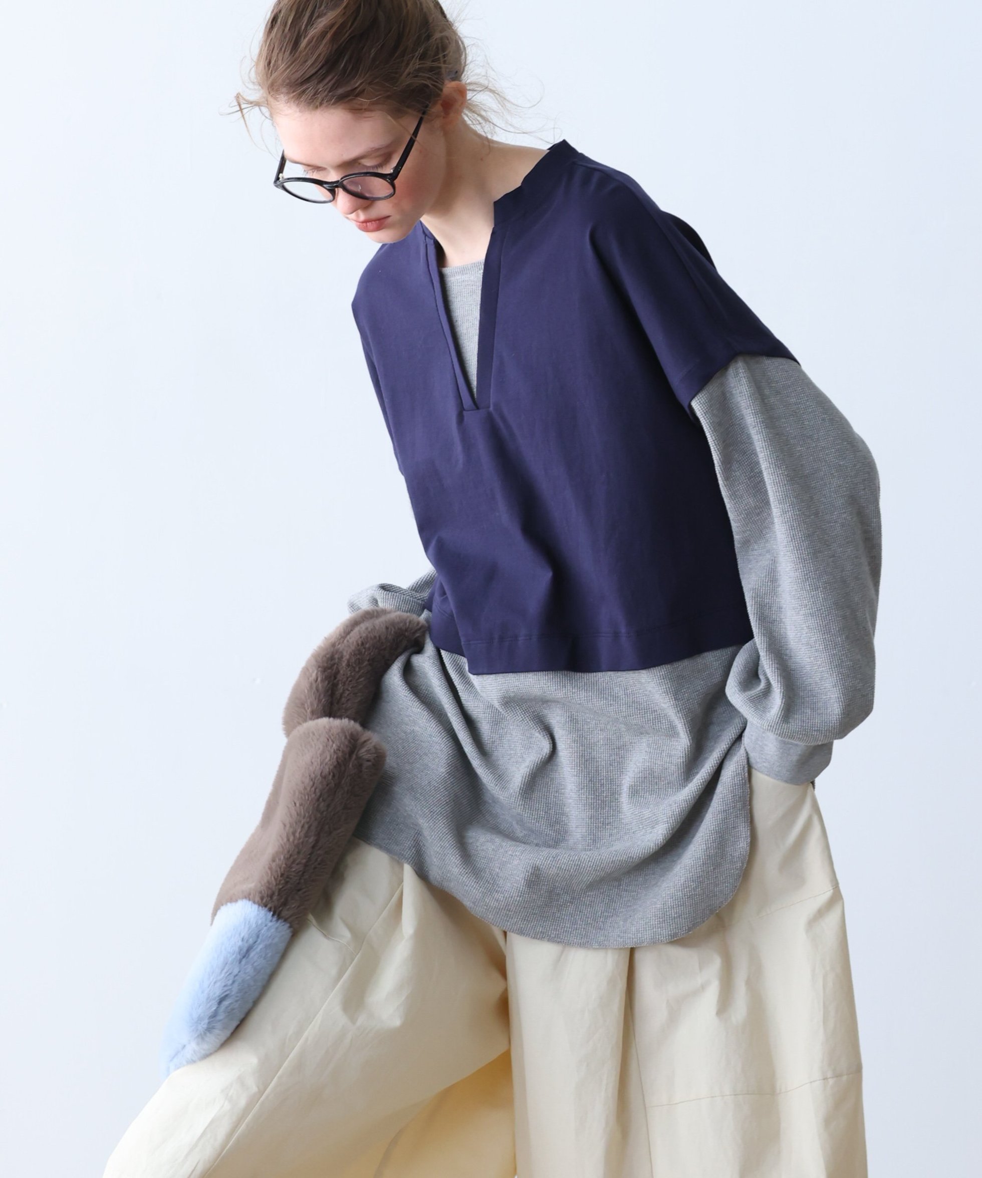 【ビーアパートメント/b apartment / MEN】の「KELEN / ケレン」コンビデザイントップス インテリア・キッズ・メンズ・レディースファッション・服の通販 founy(ファニー) ファッション Fashion メンズファッション Fashion for Men トップス・カットソー Cut & Sew Tops アイビー Ivy Pattern ギャザー Gathered, Ruffled コレクション Collection, Seasonal Line サーマル Thermal, Waffle Knit スタンダード Standard, Basic ストライプ Stripe, Striped Pattern セーター Sweater, Knitwear ダウン Down, Puffer チェック Check, Plaid, Tartan トレンド Trend, Trending Now バランス Balance, Style Balance ベスト Vest, Waistcoat ラウンド Round, Round Neck リラックス Relax, Relaxed Fit A/W・秋冬 Autumn/Winter 冬 Winter / This Winter 再入荷 Restock / Back in Stock 2025年 2025 2025-2026秋冬・A/W Autumn/Winter 2025–26 AW25–26 NAVY|ID: prp329100004772400 ipo3291000000034578098