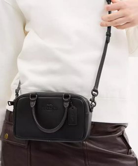 【コーチ/COACH】の【公式】サッチェル クロスボディ 人気、トレンドファッション・服の通販 founy(ファニー) ファッション Fashion レディースファッション Fashion for Women iPhone アイフォーン iPhone シューズ Shoes, Footwear ラップ Wrap, Wrap Design 財布 Wallet, Purse |ID:prp329100004772476