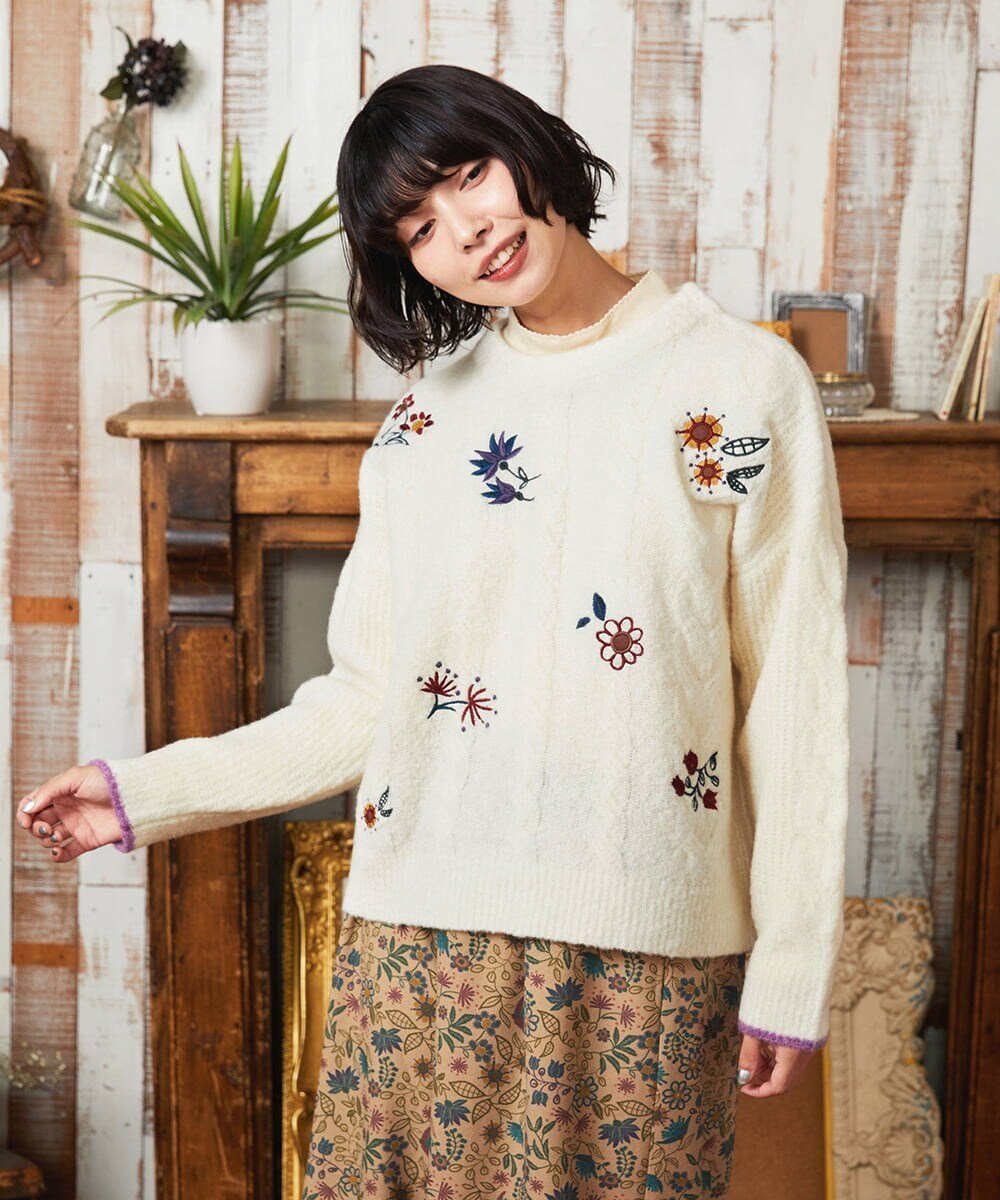 【ホコモモラ/Jocomomola】のCalle de Bordadores フラワーモチーフニットプルオーバー インテリア・キッズ・メンズ・レディースファッション・服の通販 founy(ファニー) ファッション Fashion レディースファッション Fashion for Women トップス・カットソー Cut & Sew Tops ニット Knit Tops & Sweaters カジュアルプルオーバー・ニットトップス Pullovers & Knit Tops / Casual Pullovers 花柄・フラワープリント・モチーフ Floral Prints & Motifs / Flower Pattern Tops 春 Spring 秋 Autumn カーディガン Cardigan, Knitwear クラシカル Classical, Vintage-Inspired フラワー Flower, Floral ボックス Boxy, Box Shape ポケット Pocket, Pocket Detail モチーフ Motif, Design Theme ロング Long, Long-Length ワイド Wide, Wide Fit 冬 Winter / This Winter おすすめ Recommended / Our Picks 夏 Summer アイボリー|ID: prp329100004772481 ipo3291000000034579226