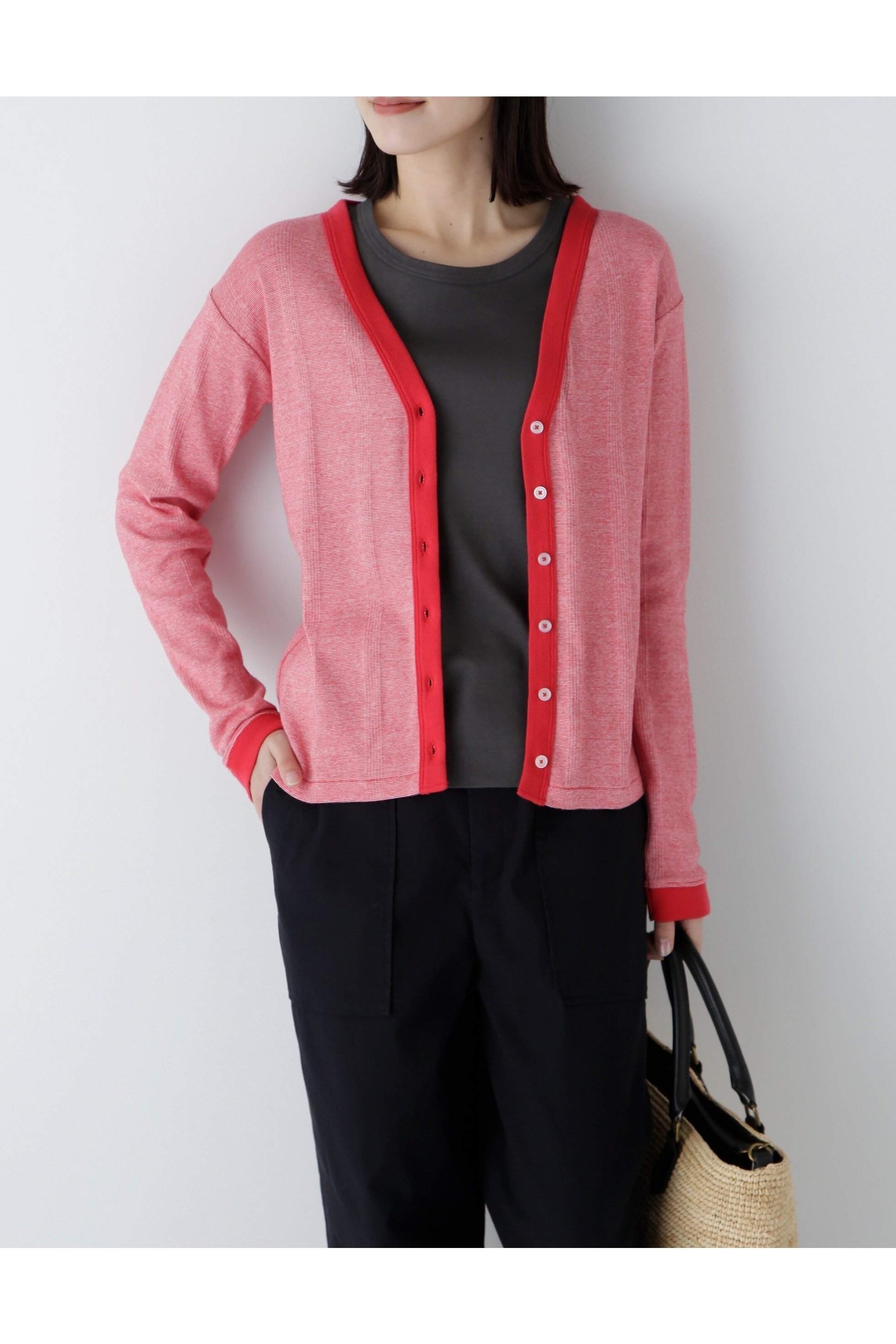 【ヒューマンウーマン/HUMAN WOMAN】のパネルリブVネックカーディガン インテリア・キッズ・メンズ・レディースファッション・服の通販 founy(ファニー) ファッション Fashion レディースファッション Fashion for Women トップス・カットソー Cut & Sew Tops カーディガン・羽織り Layered Style Cardigans Vネックトップス V-Neck Tops / V-Cut Neckline Shirts おすすめ Recommended / Our Picks インナー Innerwear カーディガン Cardigan, Knitwear コンパクト Compact, Small Size スタンダード Standard, Basic タンク Tank Top, Sleeveless Top フィット Fit, Slim Fit ボーダー Border, Stripe 別注 Limited Edition, Custom Order 定番 Standard, Basic Item レッドBD3|ID: prp329100004772490 ipo3291000000034579345