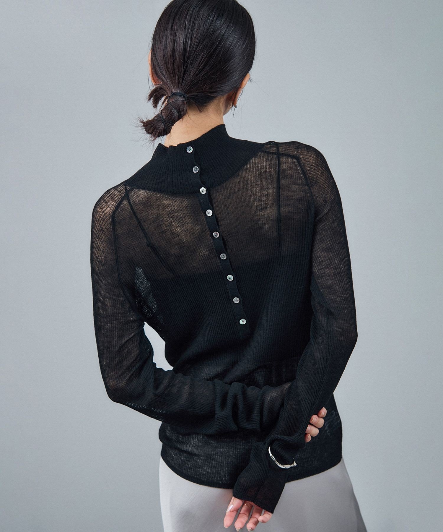 【サロン アダム エ ロペ/SALON adam et rope'】のリブニット2WAYタートルネックプルオーバー 人気、トレンドファッション・服の通販 founy(ファニー) 　ファッション　Fashion　レディースファッション　Fashion for Women　トップス・カットソー　Cut & Sew Tops　ニット　Knit Tops & Sweaters　カジュアルプルオーバー・ニットトップス　Pullovers & Knit Tops / Casual Pullovers　タートルネック・ハイネックトップス　Turtlenecks & High-Neck Tops　インナー　Innerwear　カーディガン　Cardigan, Knitwear　シンプル　Simple, Minimal　ジャケット　Jacket, Outerwear　タートルネック　Turtleneck, High Neck　デニム　Denim, Jeans Material　バランス　Balance, Style Balance　フィット　Fit, Slim Fit　フロント　Front, Front Design　ポケット　Pocket, Pocket Detail　リブニット　Rib Knit, Ribbed Knit　ワイド　Wide, Wide Fit　A/W・秋冬　Autumn/Winter　おすすめ　Recommended / Our Picks　エレガント 上品　Elegant　 other-1|ID: prp329100004772559 ipo3291000000034580008